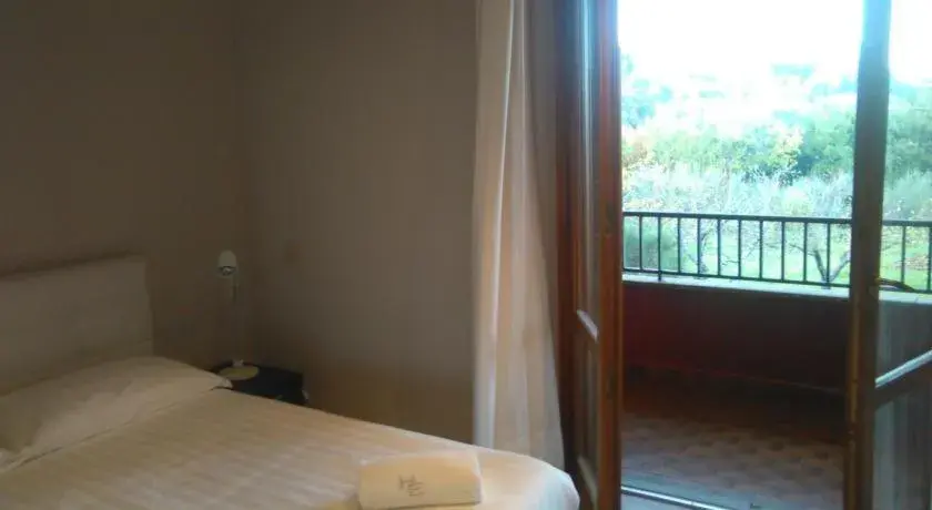 Superior Double Room with Terrace in Hotel Eremo Superior Double Room with Terrace in Hotel Eremo