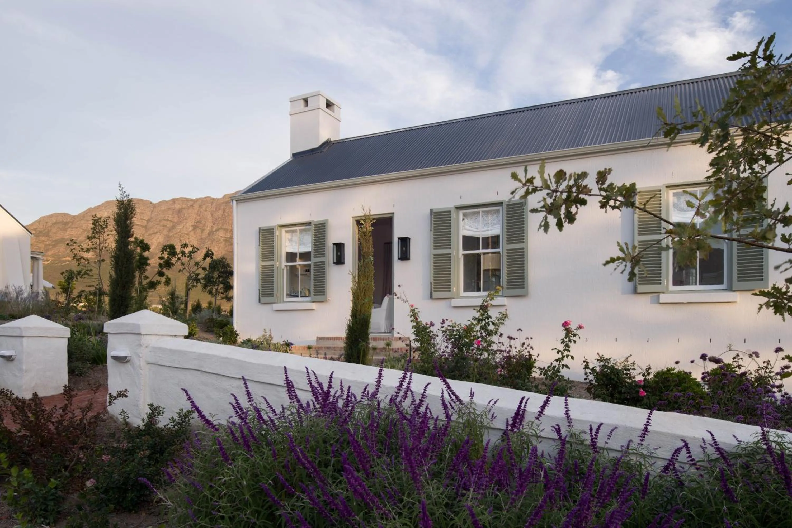 Garden in La Cotte Orchard Cottages