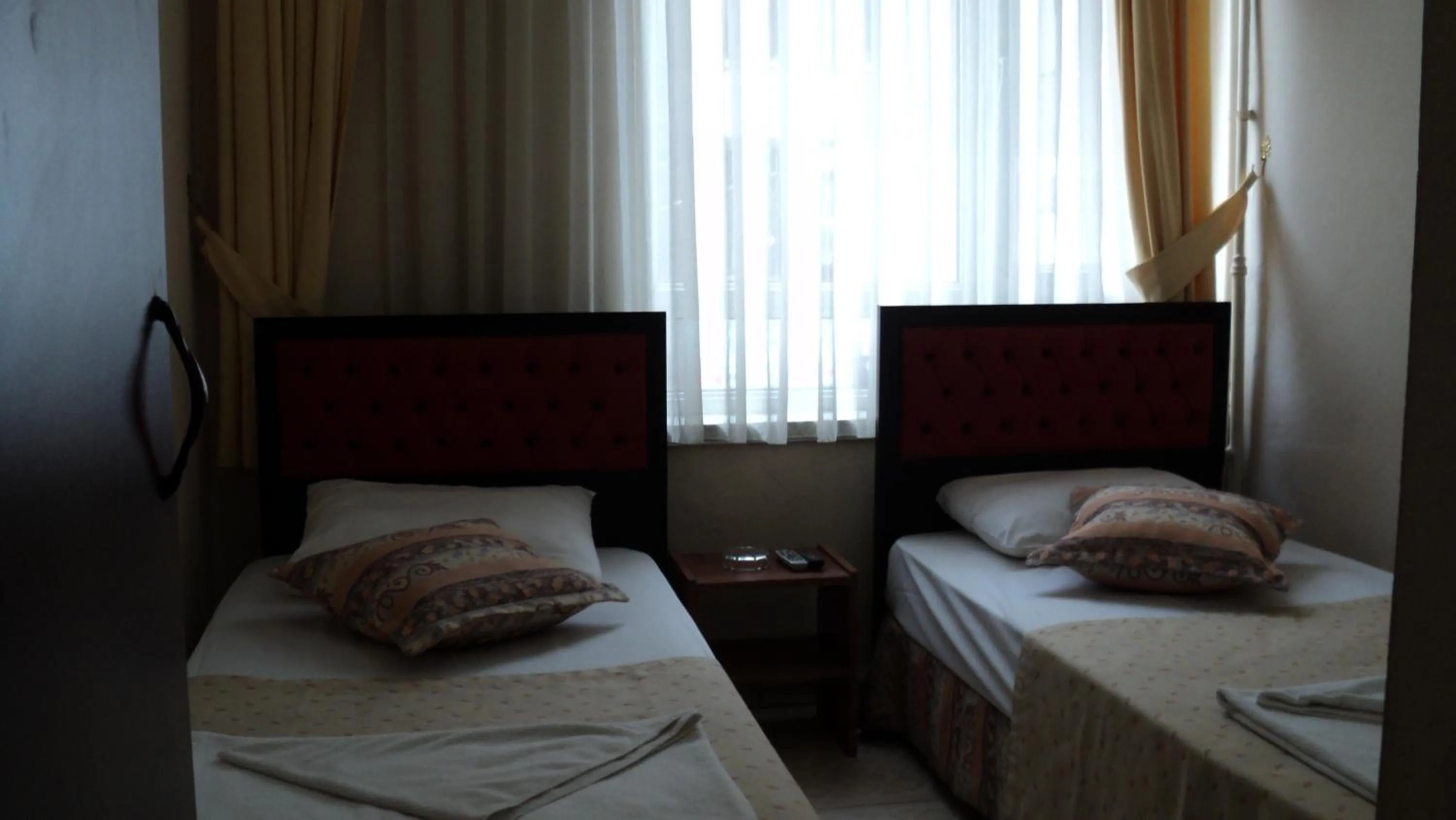 Bed in Yavuz Hotel