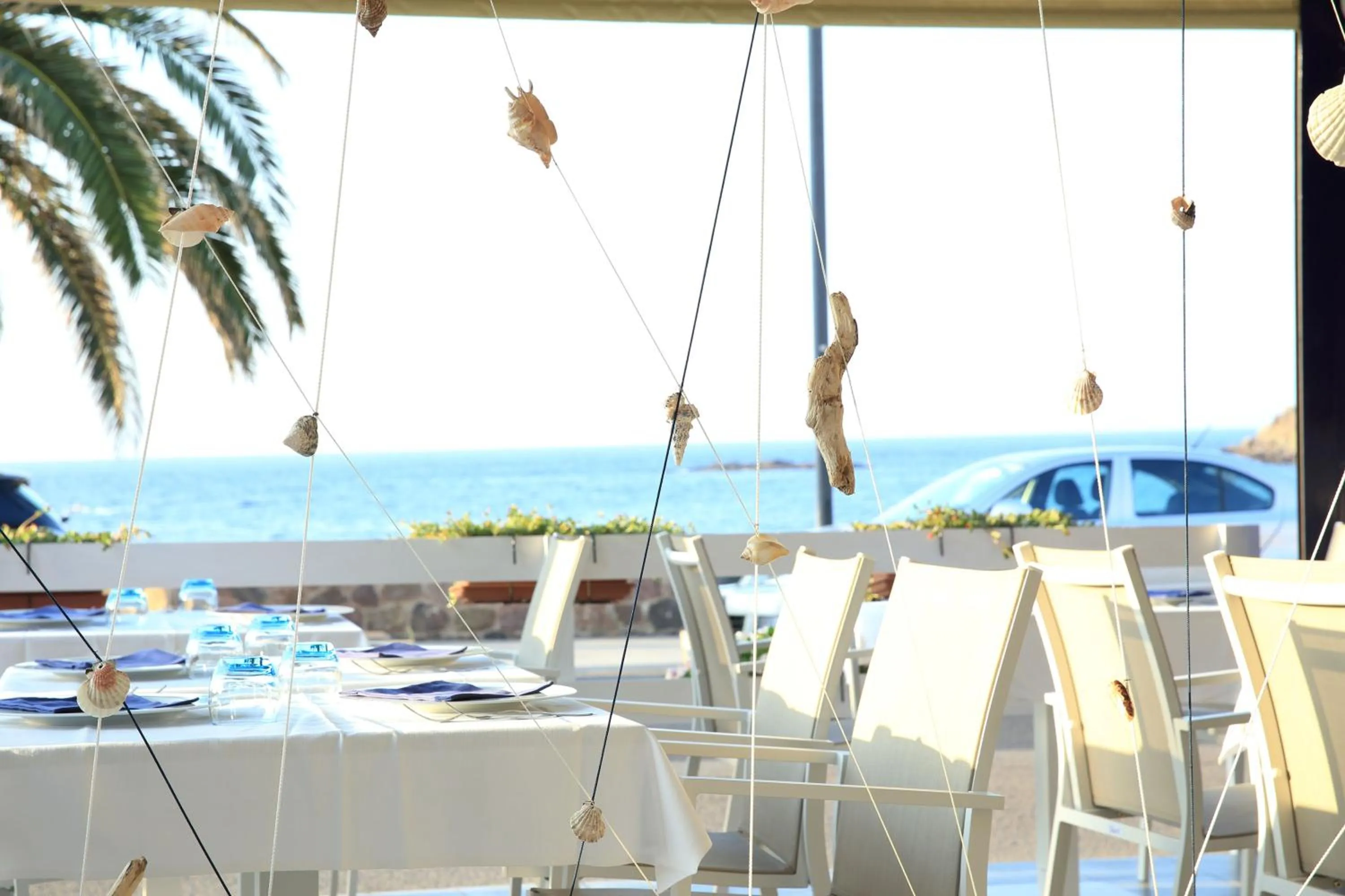 Restaurant/places to eat in Hotel Meli