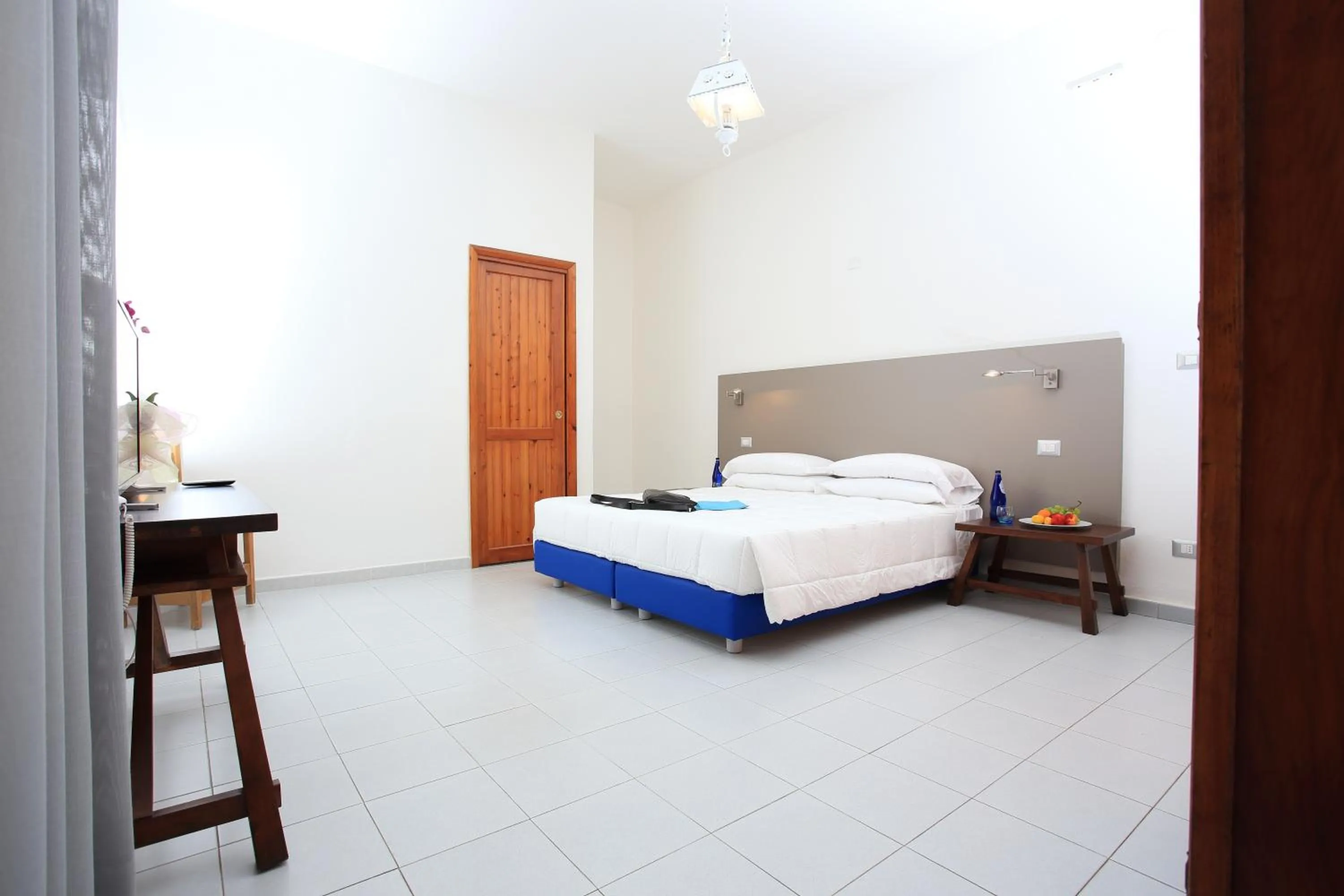 Bedroom, Bed in Hotel Meli