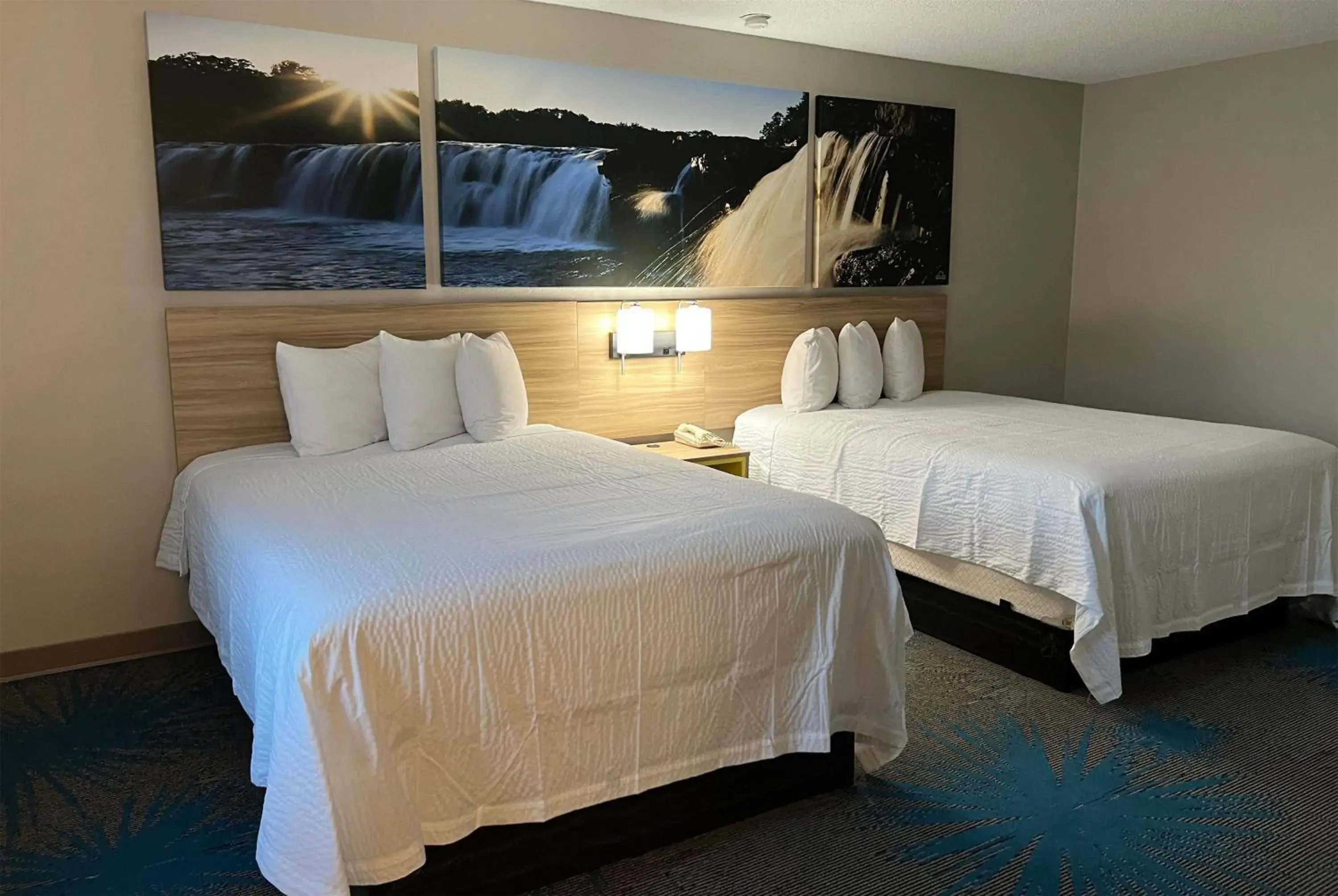 Queen Room with Two Queen Beds - Disability Access/Non-Smoking in Days Inn by Wyndham Jamestown Queen Room with Two Queen Beds - Disability Access/Non-Smoking in Days Inn by Wyndham Jamestown