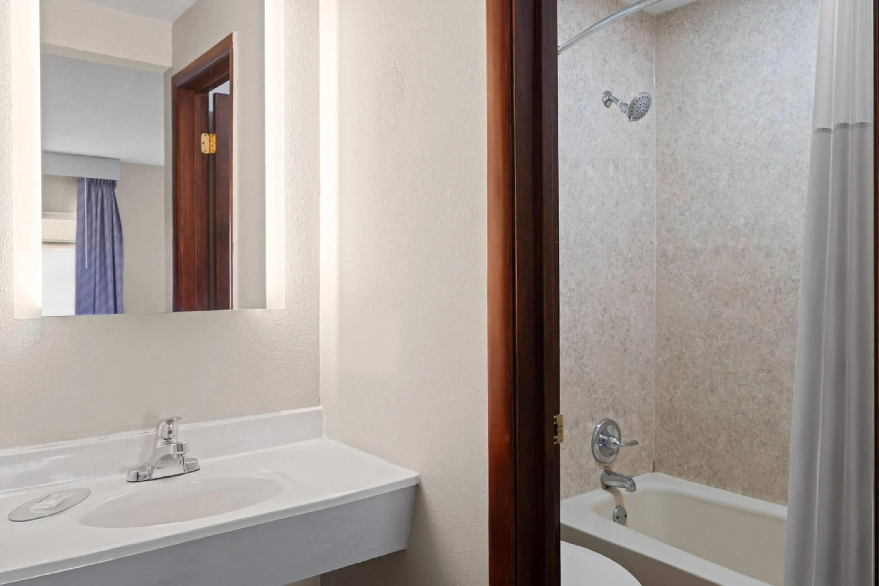 Bathroom in Days Inn by Wyndham Jamestown