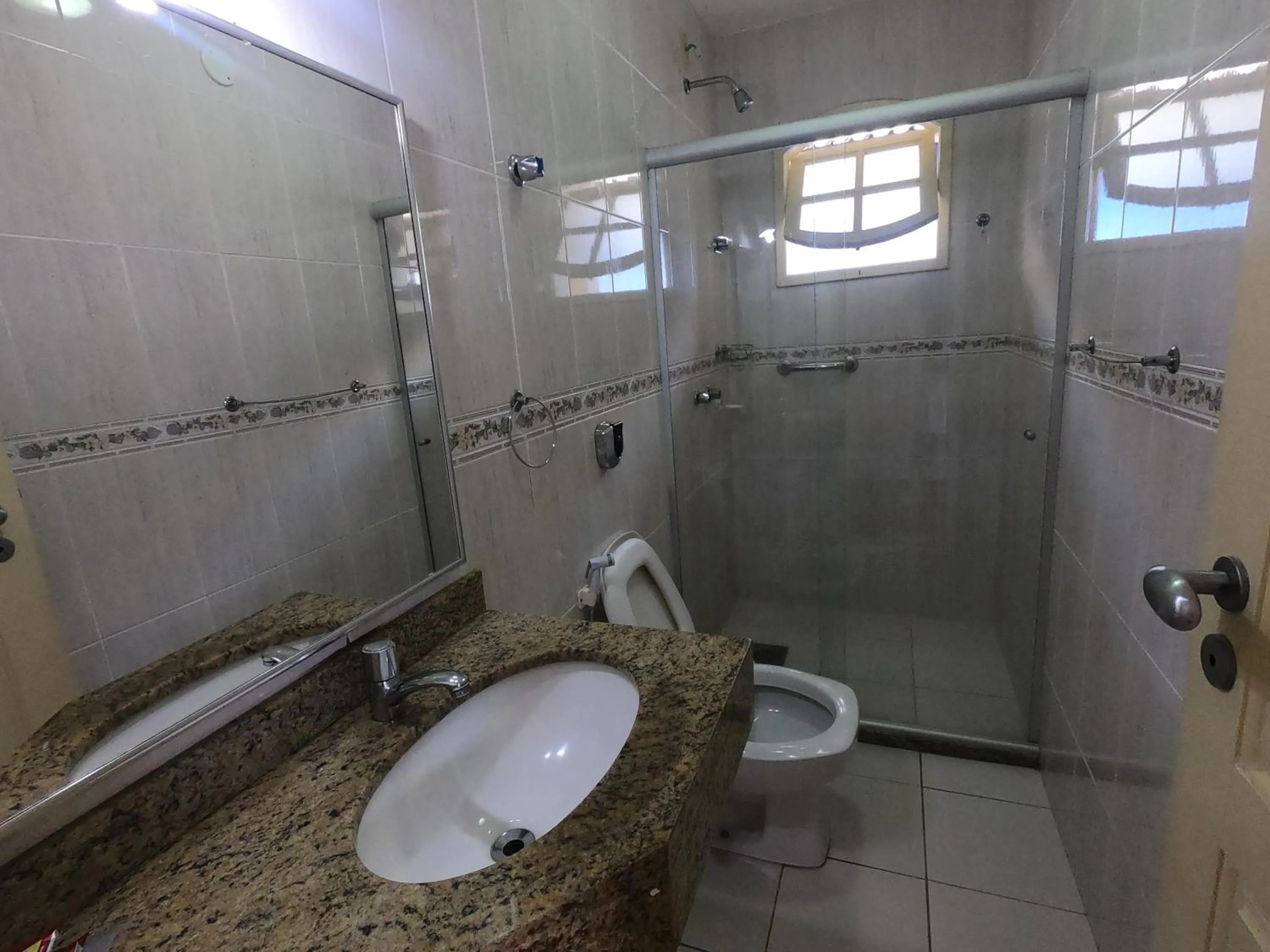 Bathroom in Pousada Portal do Mar