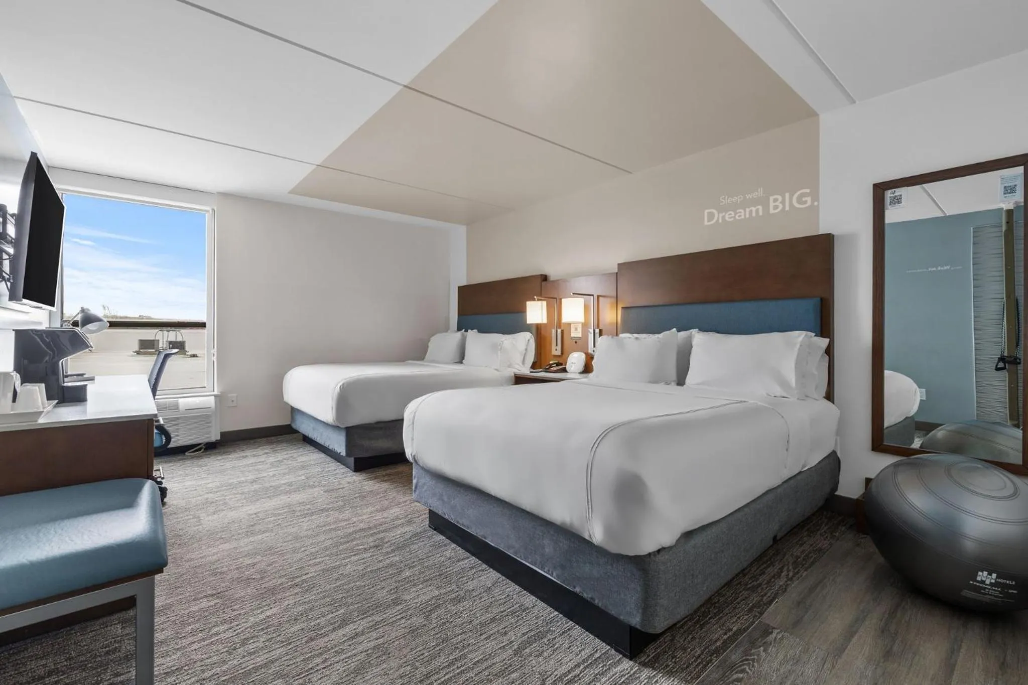 Photo of the whole room in EVEN Hotel Manchester Airport by IHG