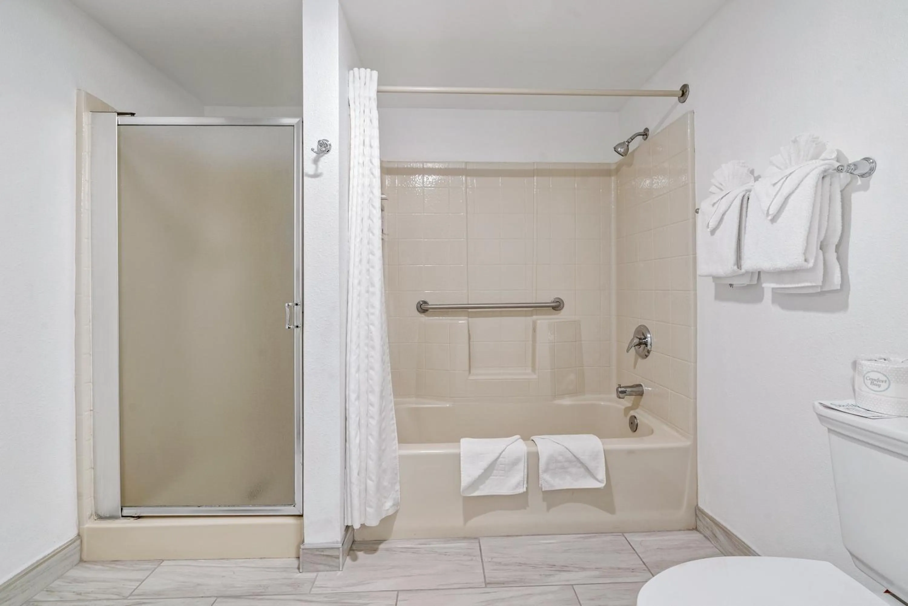 Bathroom in Hotel La Serena