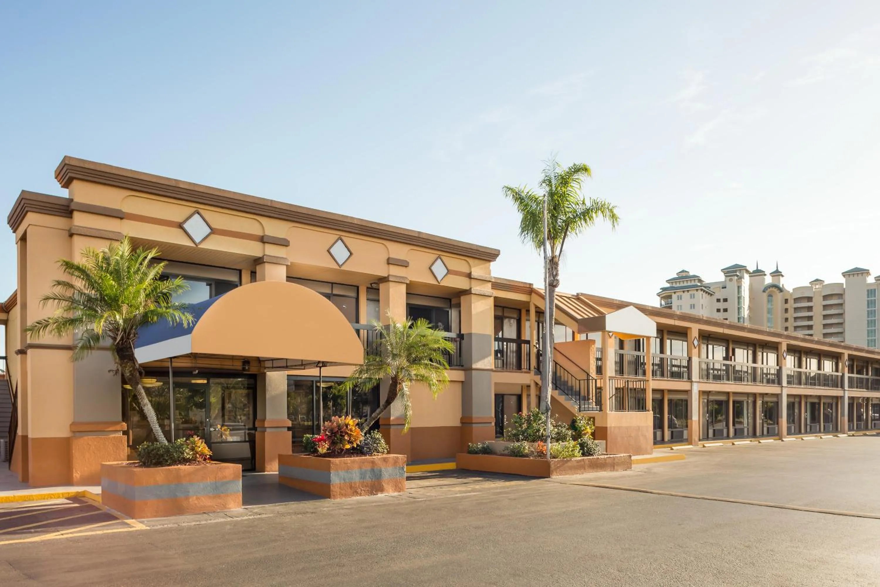 Facade/entrance in Travelodge by Wyndham Fort Myers North