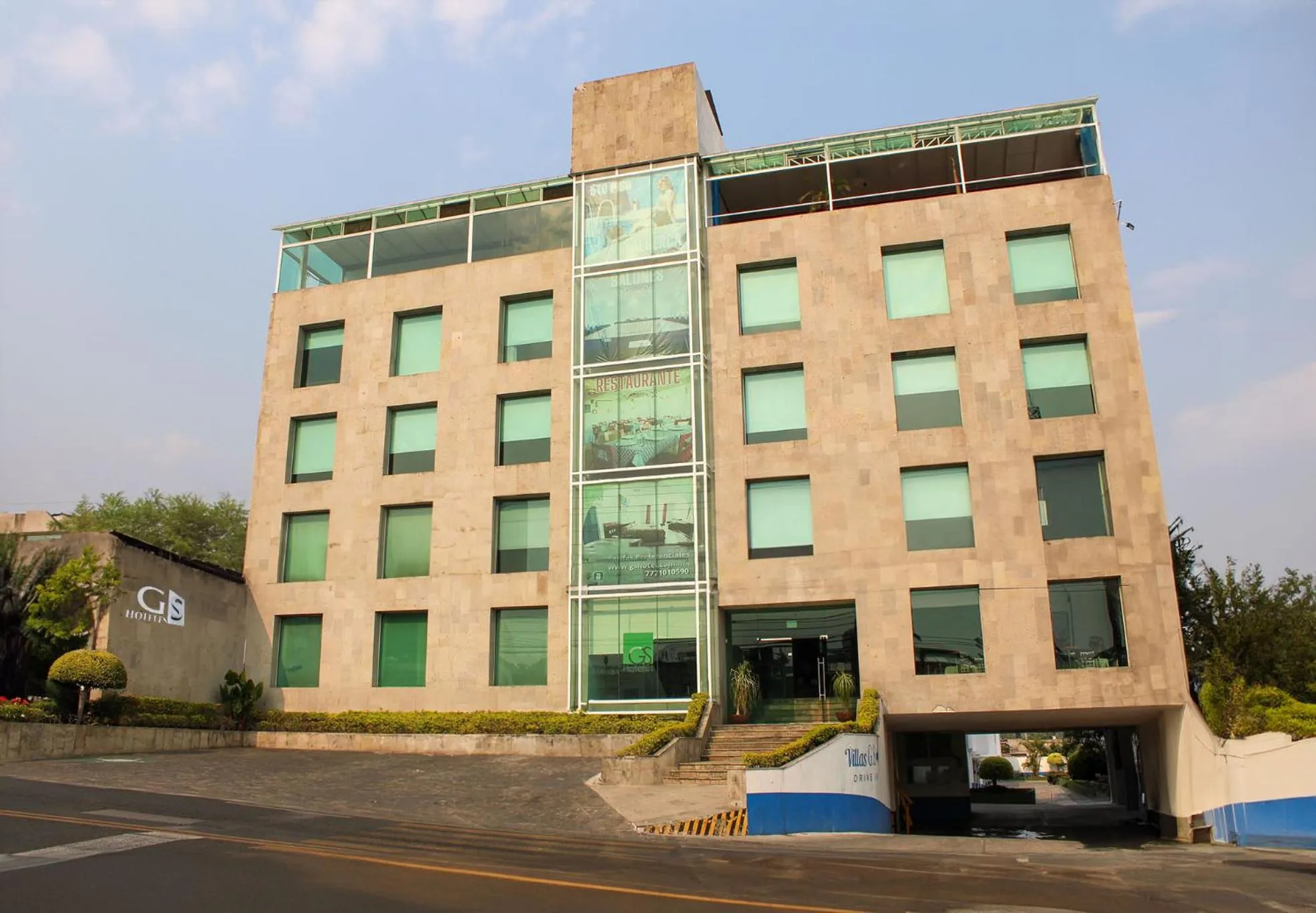 Facade/entrance in GS Cuernavaca