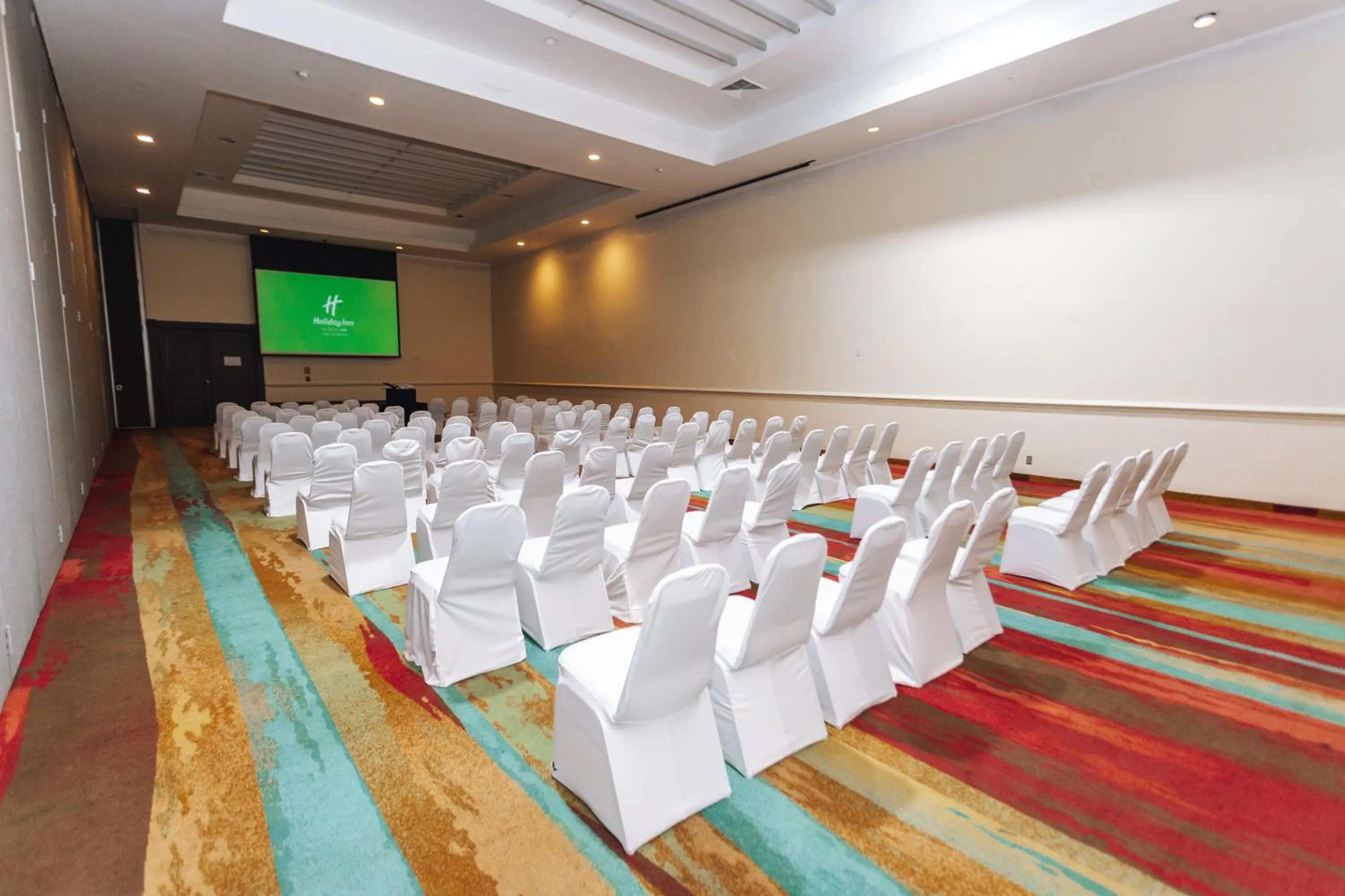 Business facilities in Holiday Inn San Salvador by IHG