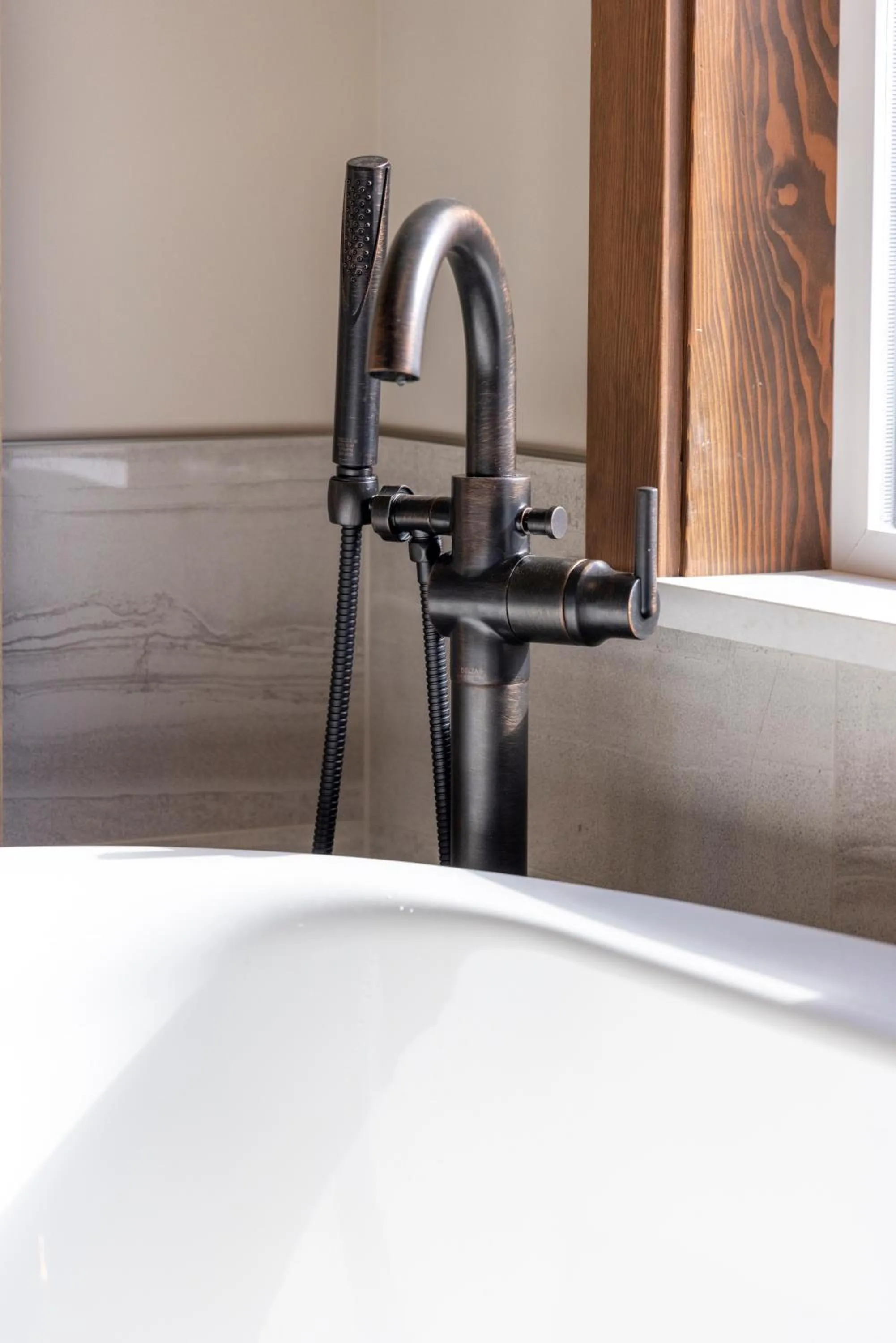 Snow Creek Cabins by Fernie Lodging Co