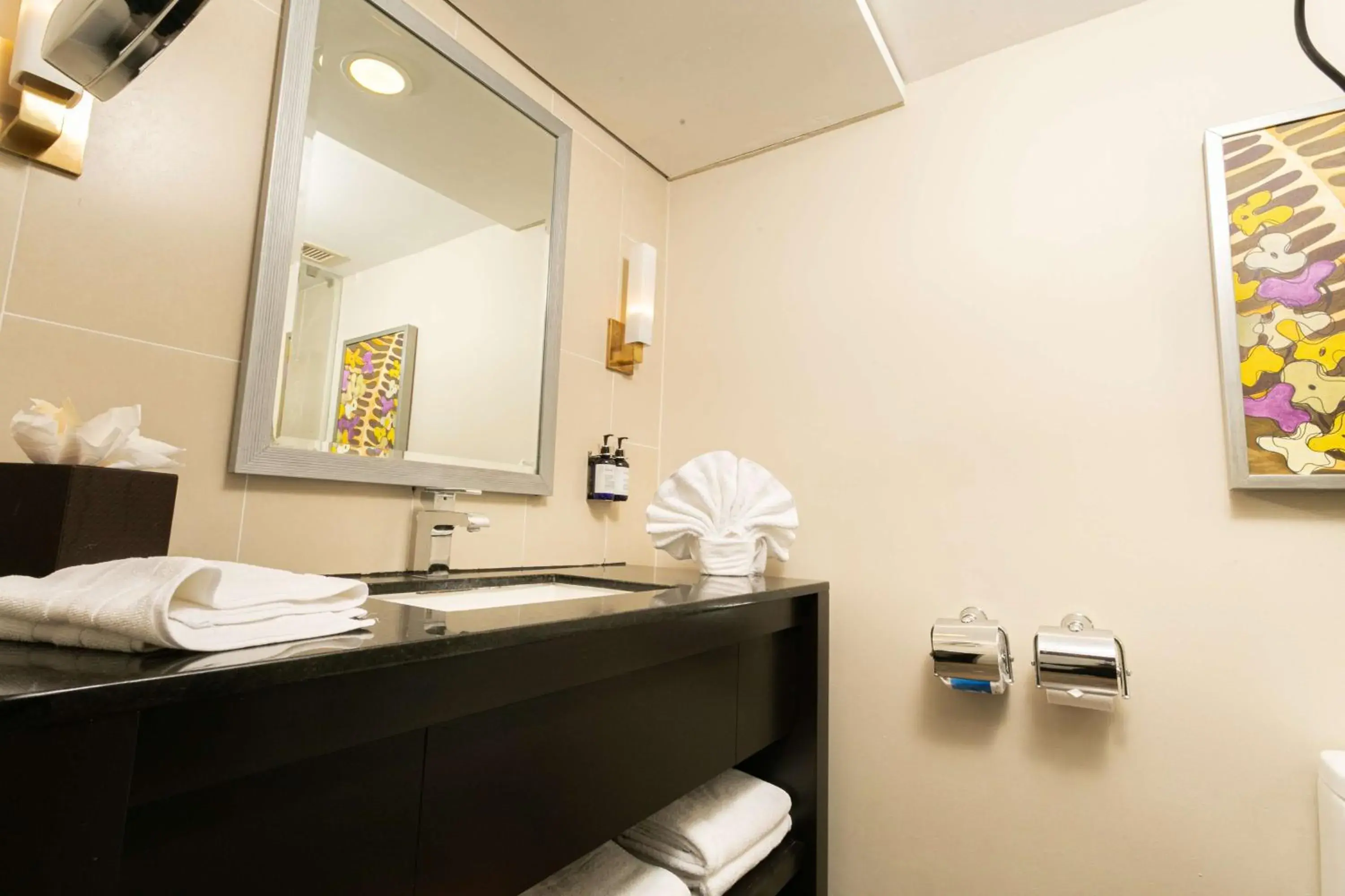 One-Bedroom King Suite with Volcano View in Crowne Plaza San Salvador, an IHG Hotel One-Bedroom King Suite with Volcano View in Crowne Plaza San Salvador, an IHG Hotel