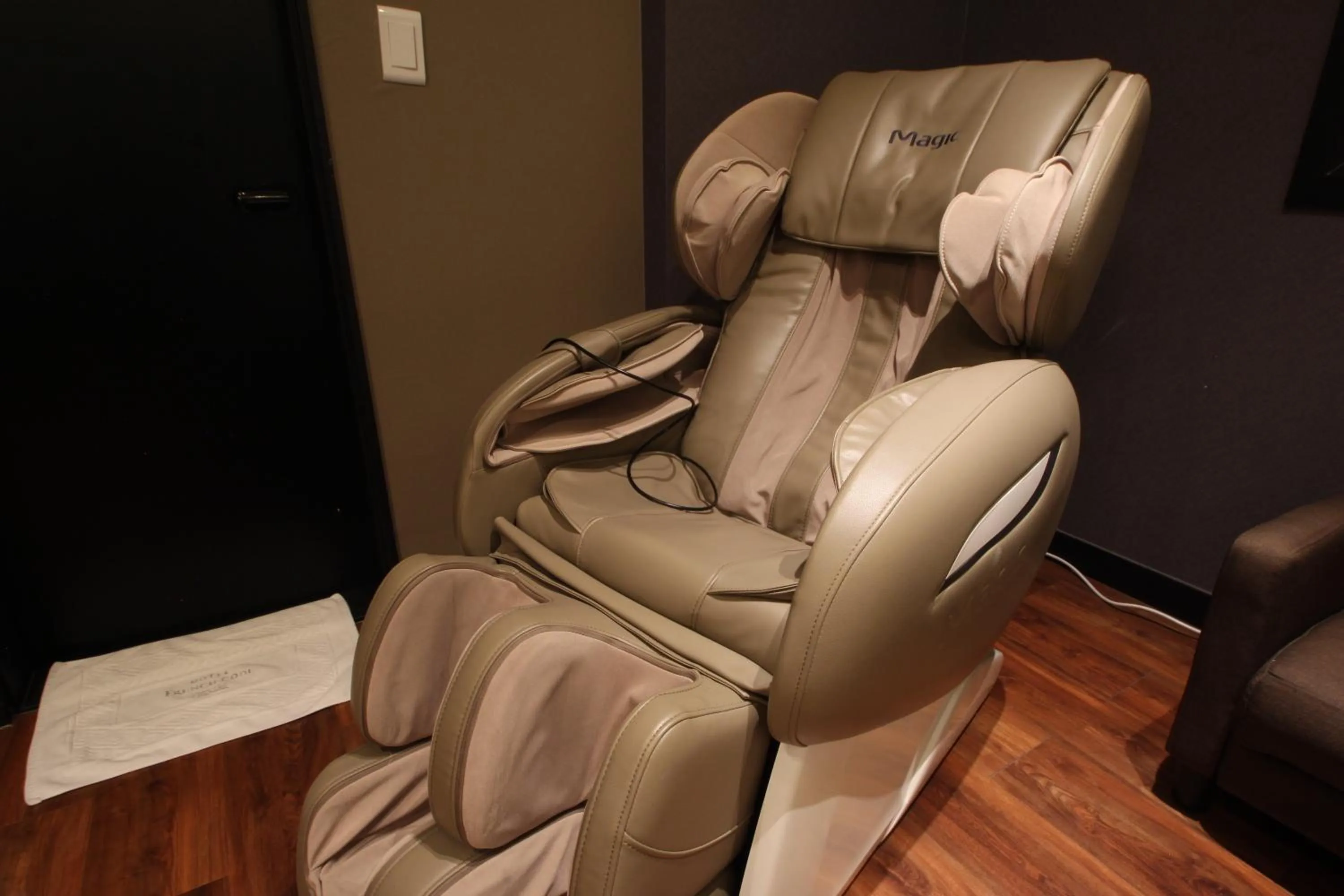 Seating Area in French code Hotel