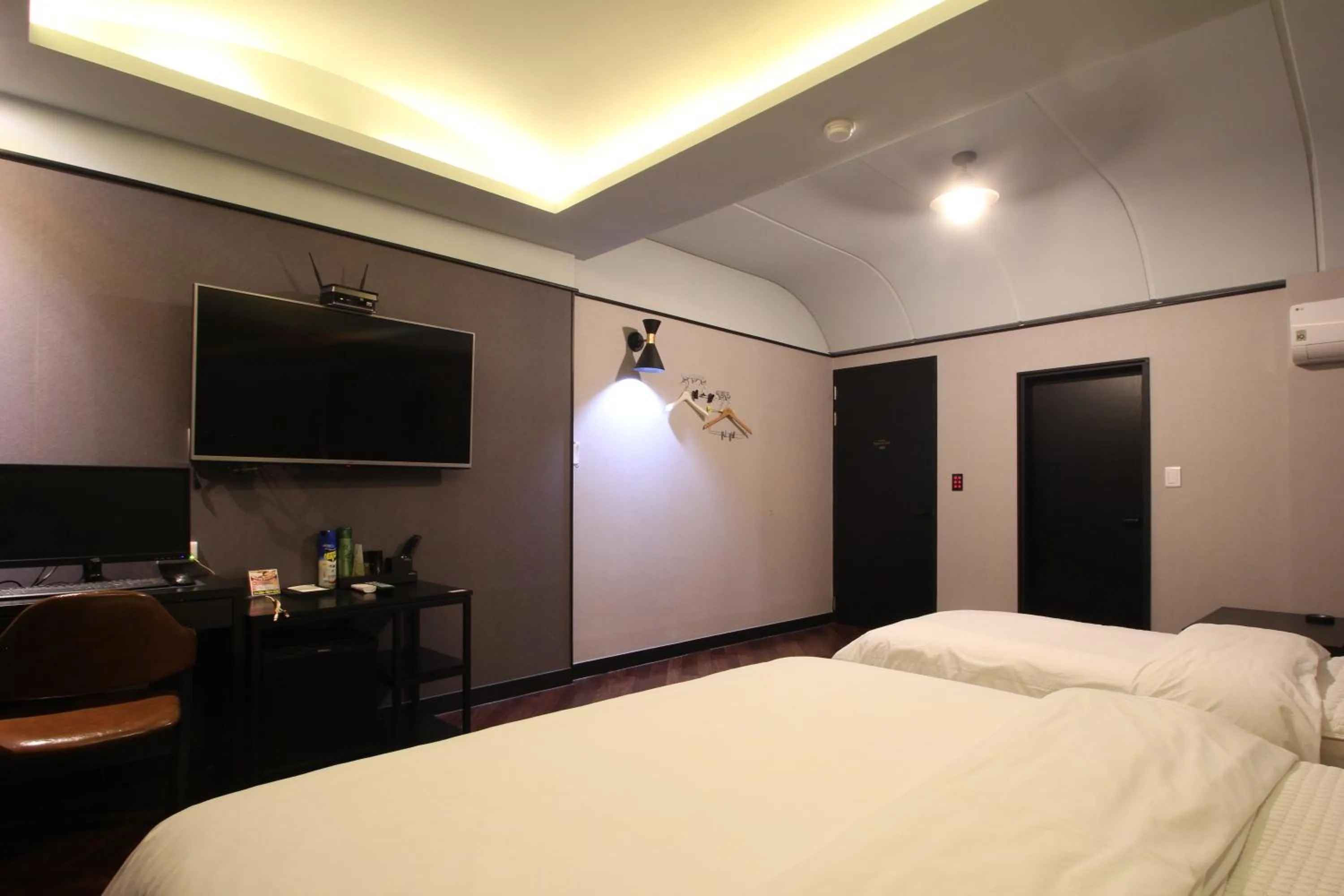 Bed in French code Hotel