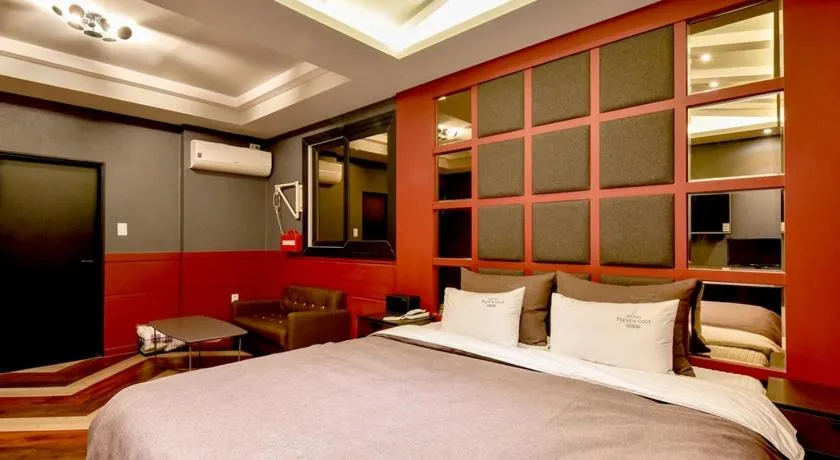 Bed in French code Hotel