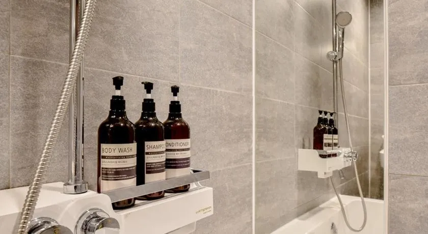 Bathroom in French code Hotel