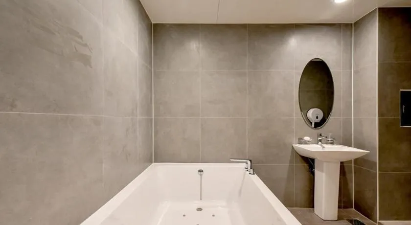 Bathroom in French code Hotel