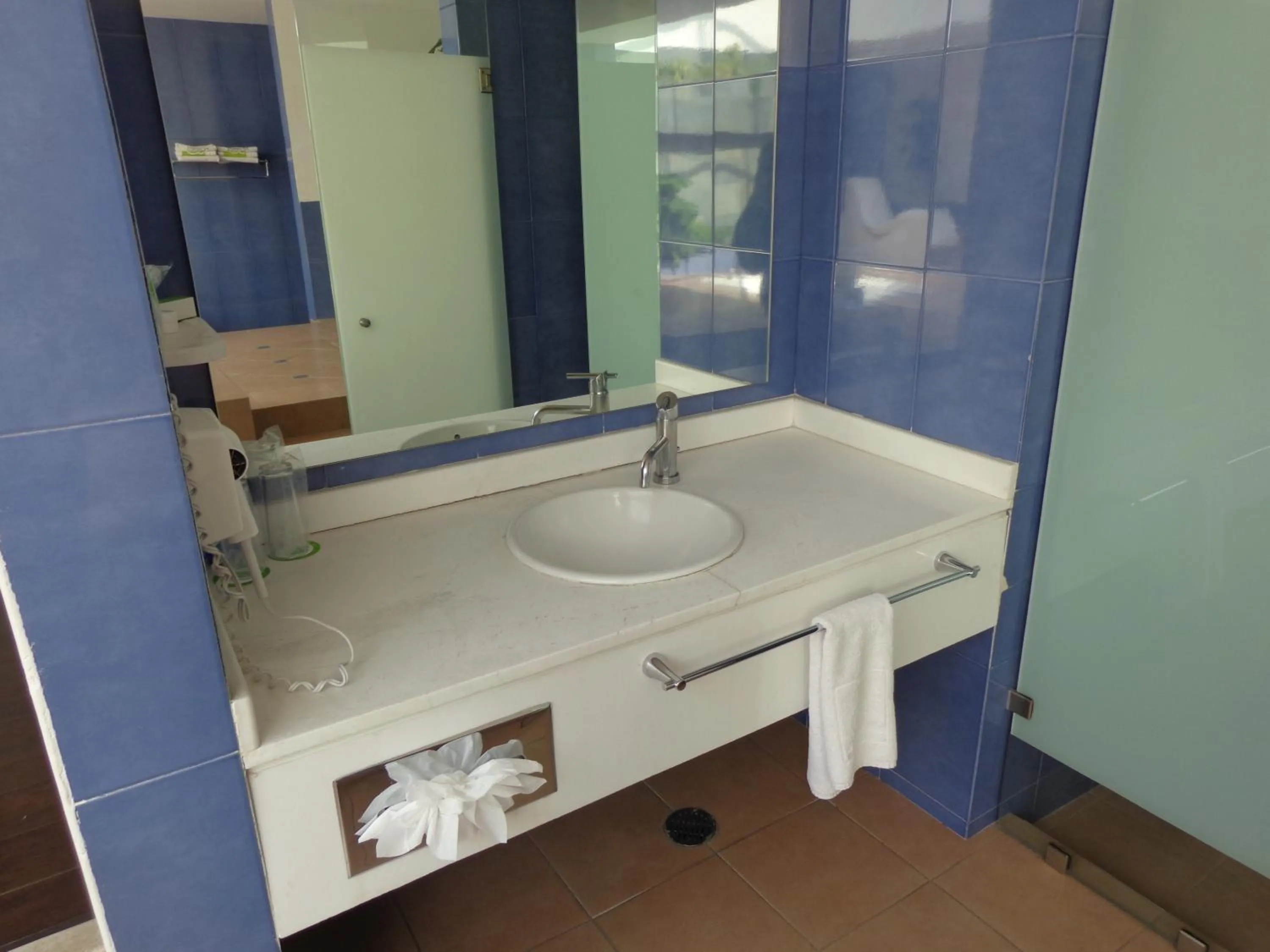 Bathroom in GS Cuernavaca Drive Inn - Adults Only