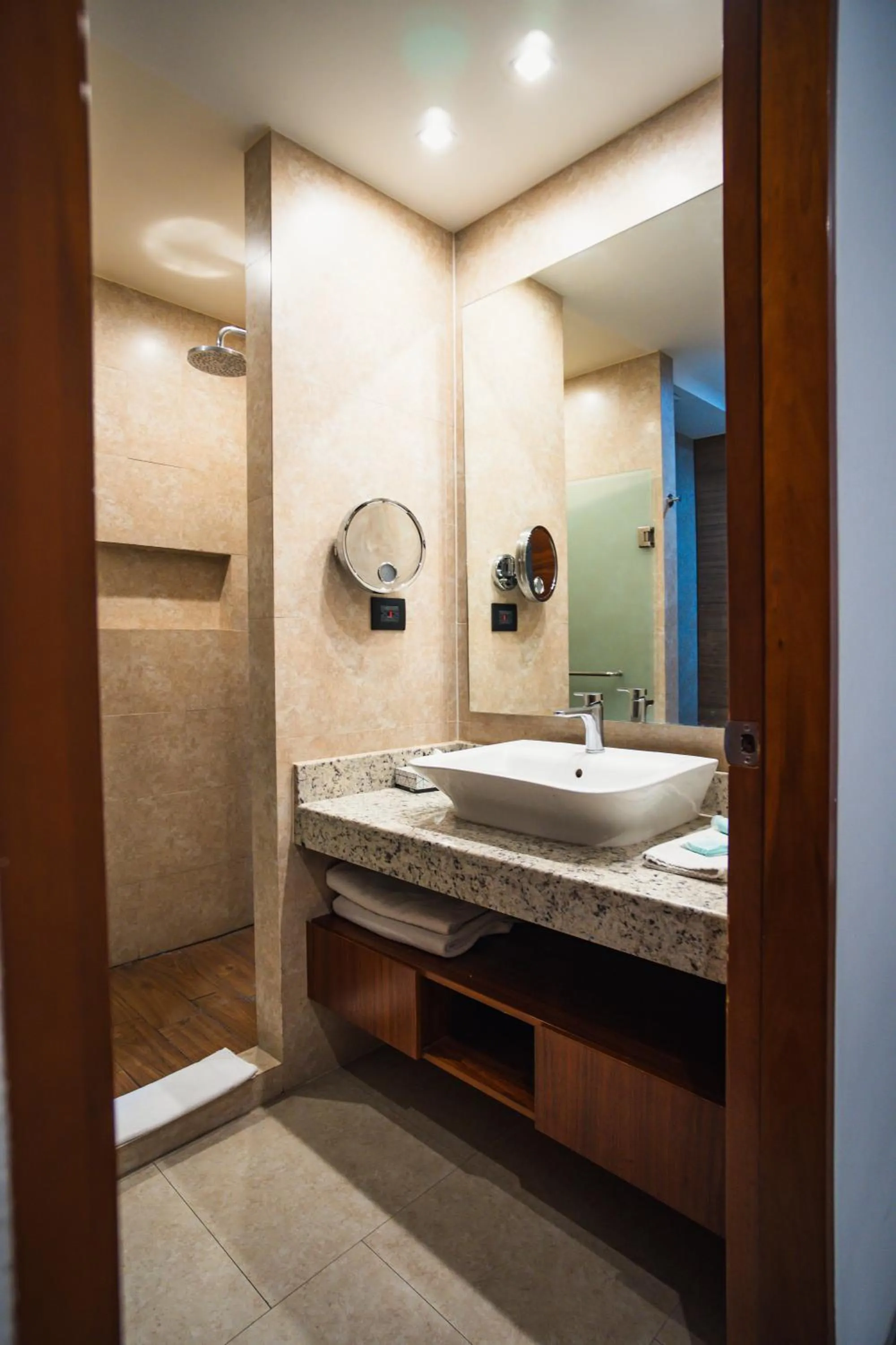 Deluxe Suite in Sonata Hotel Puebla Angelópolis Distrito Sonata