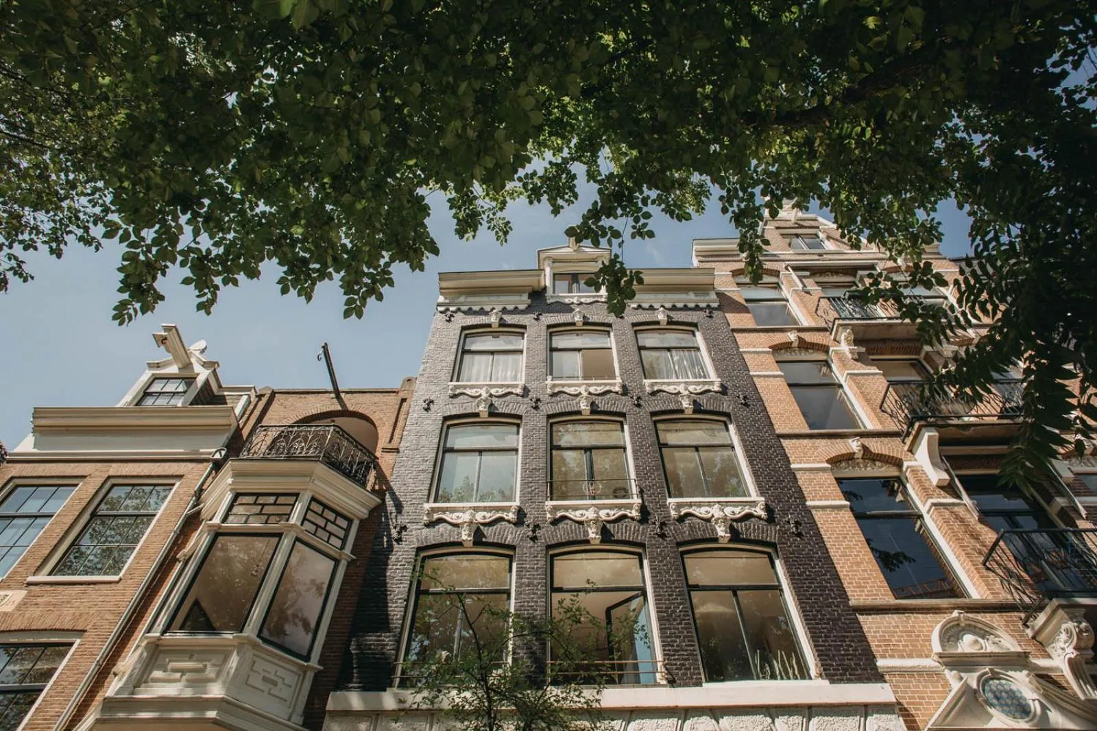 Property building in Follow your Heart in Amsterdam