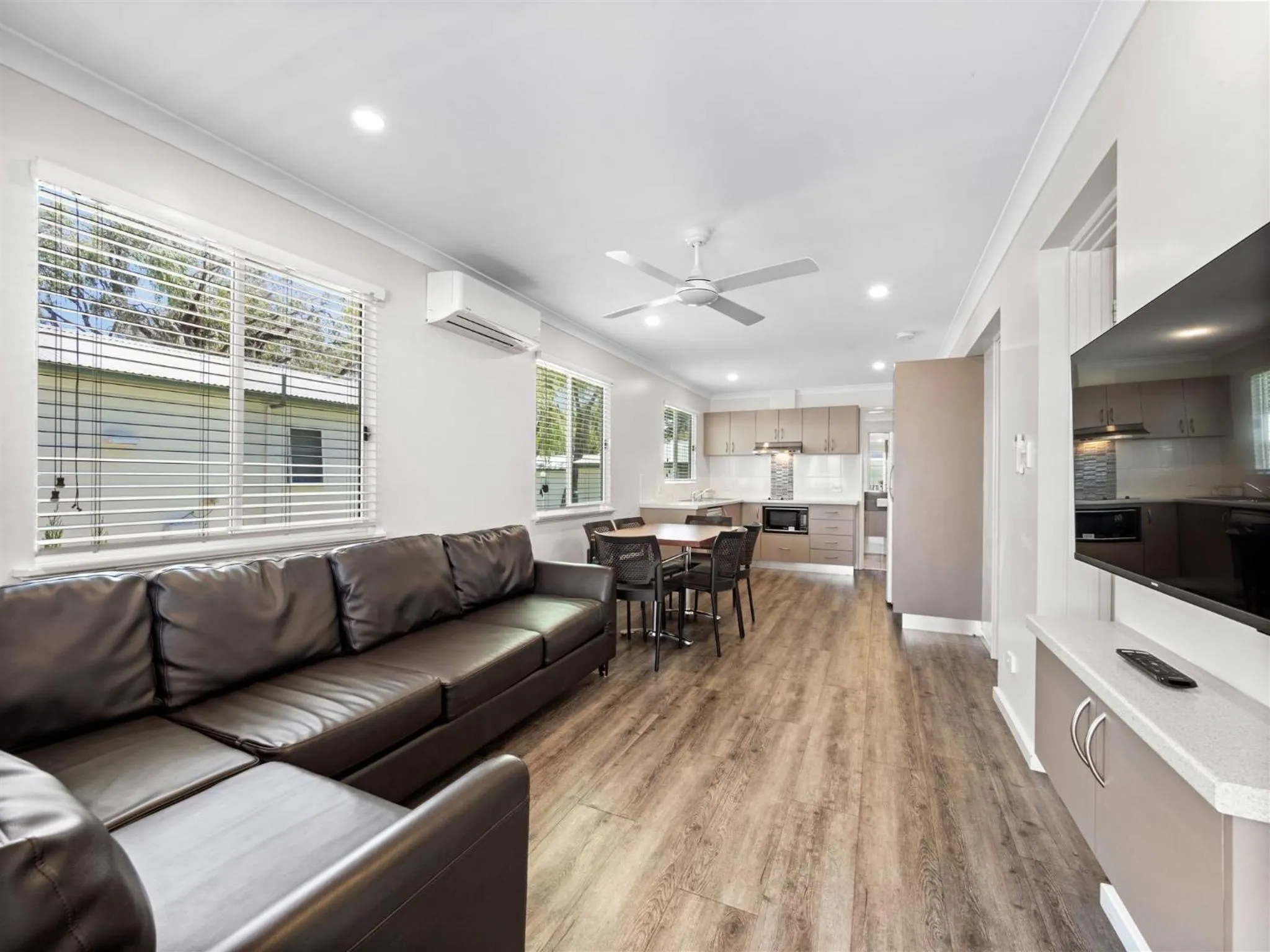 Kitchen or kitchenette in Mandalay Holiday Resort and Tourist Park