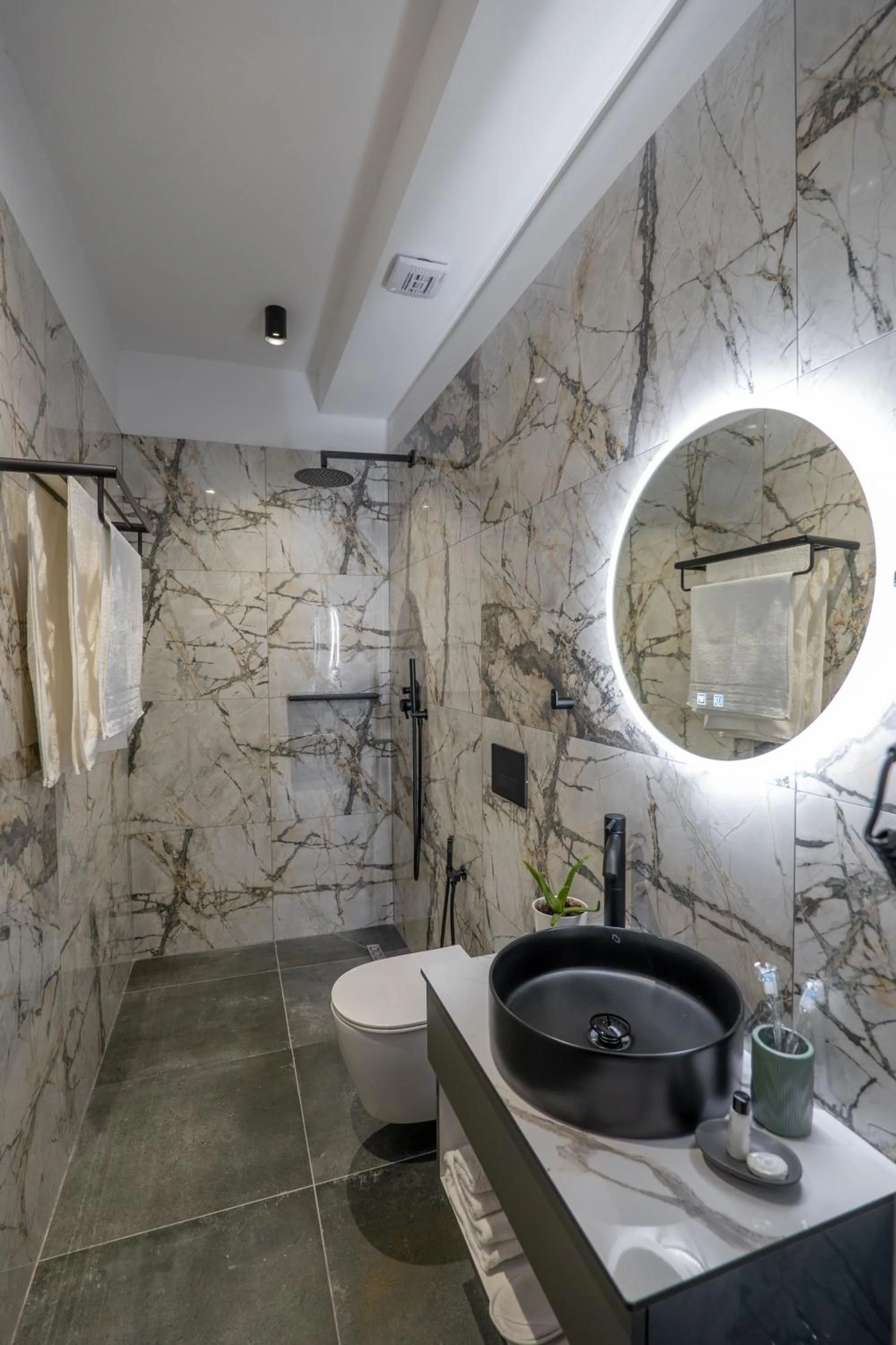 Bathroom in Villa Green Garden