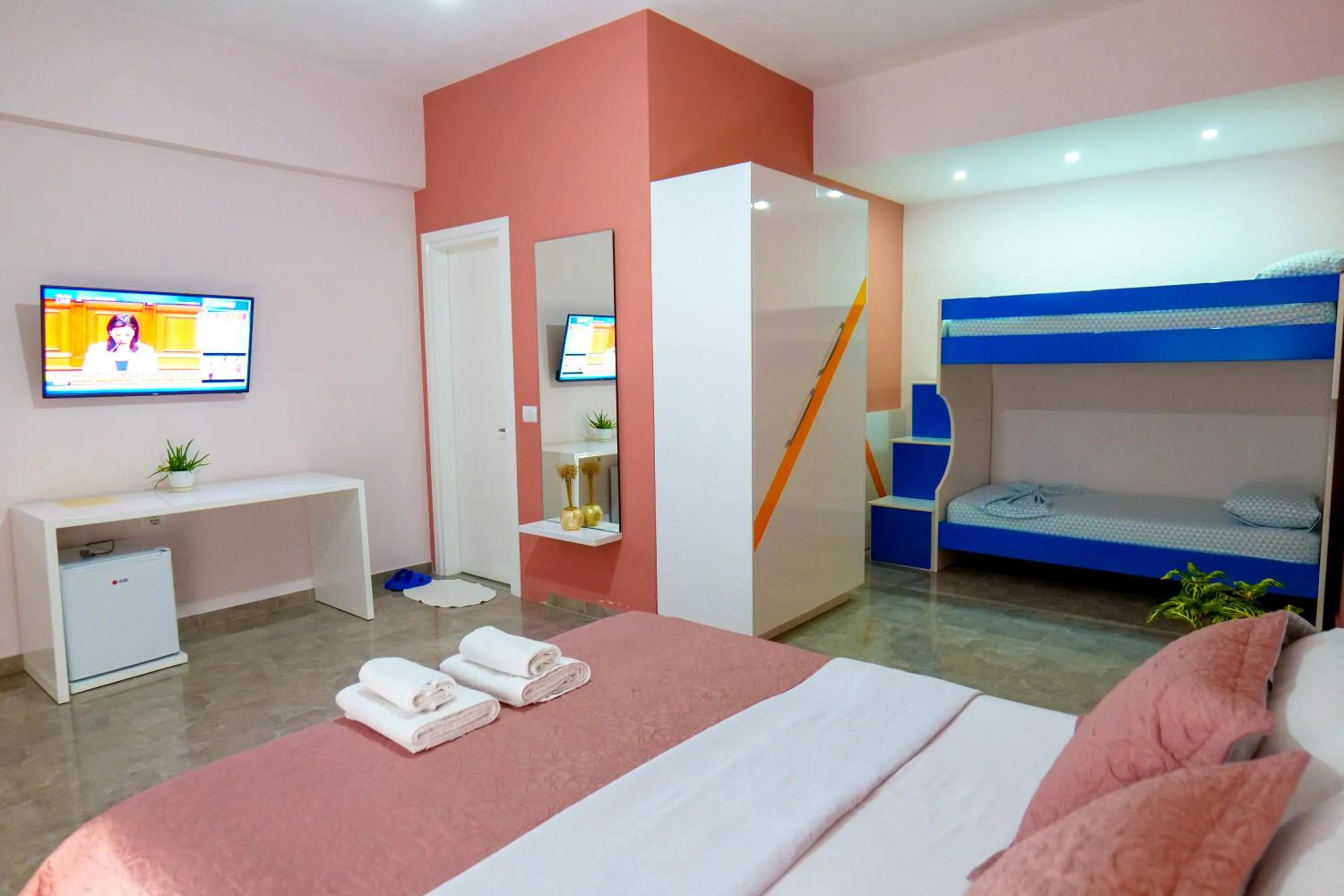 Photo of the whole room, Bed in Villa Green Garden