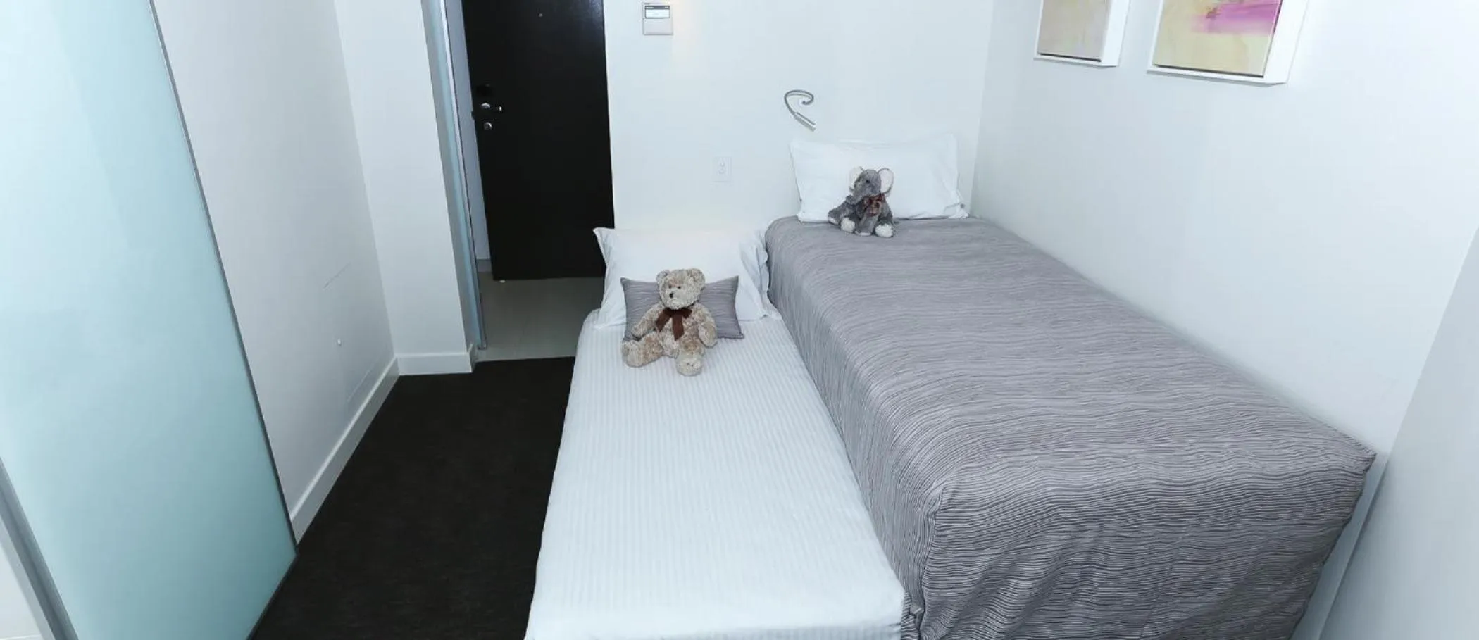 Bedroom, Bed in Seahaven Noosa Beachfront Resort