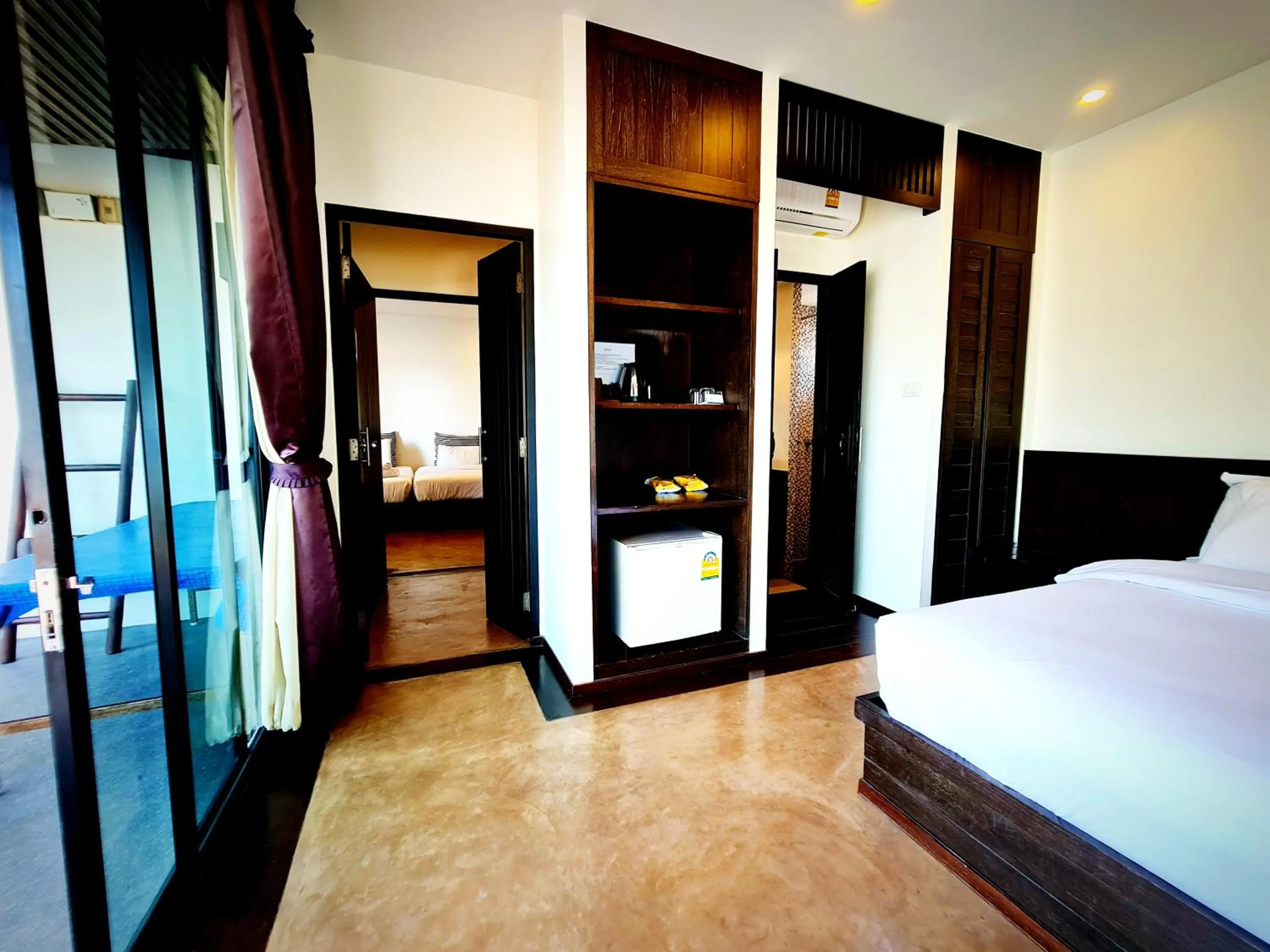 Bed in Chidlom Resort