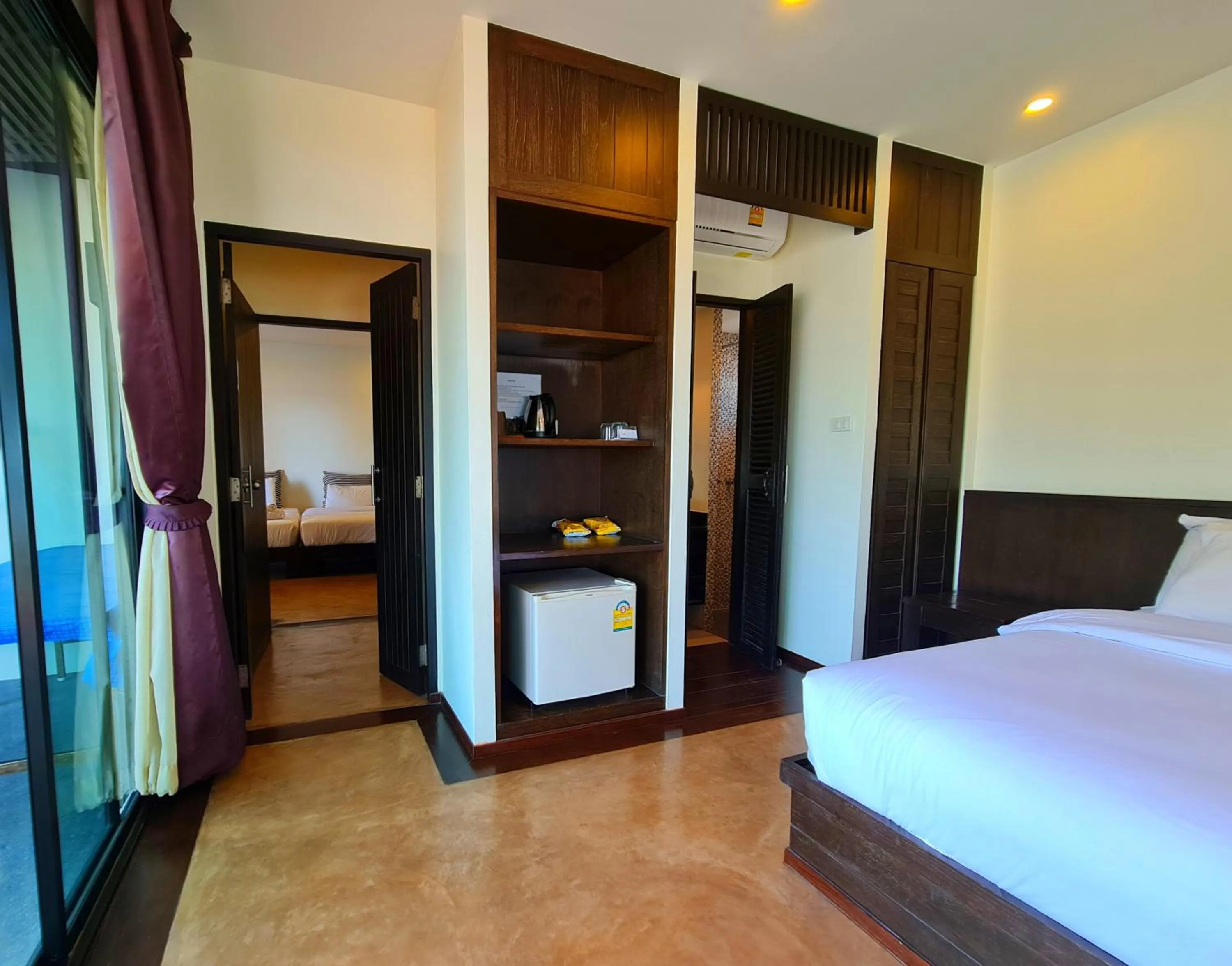 Bed in Chidlom Resort