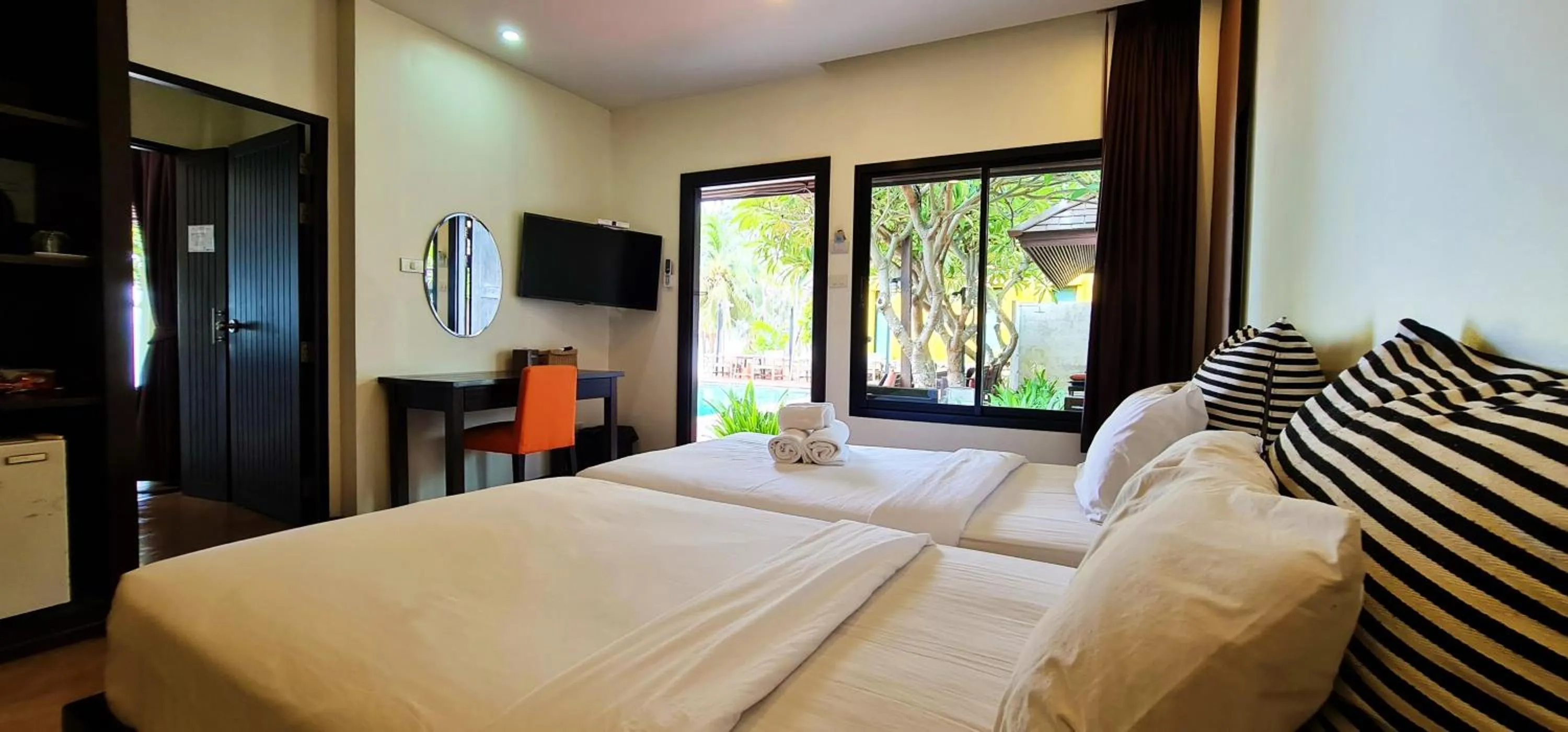 Bed in Chidlom Resort