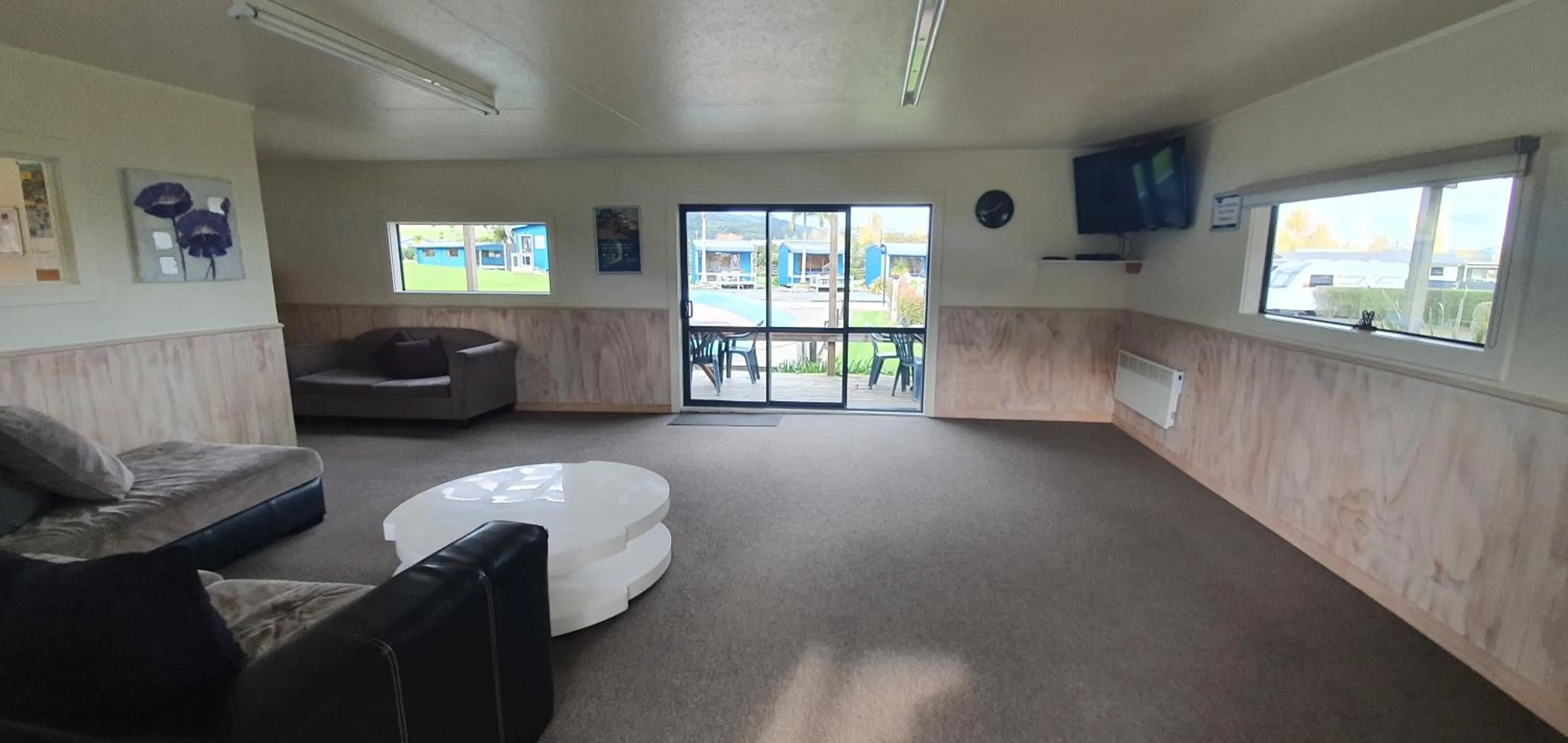 Communal lounge/ TV room in Tasman Holiday Parks - Coromandel