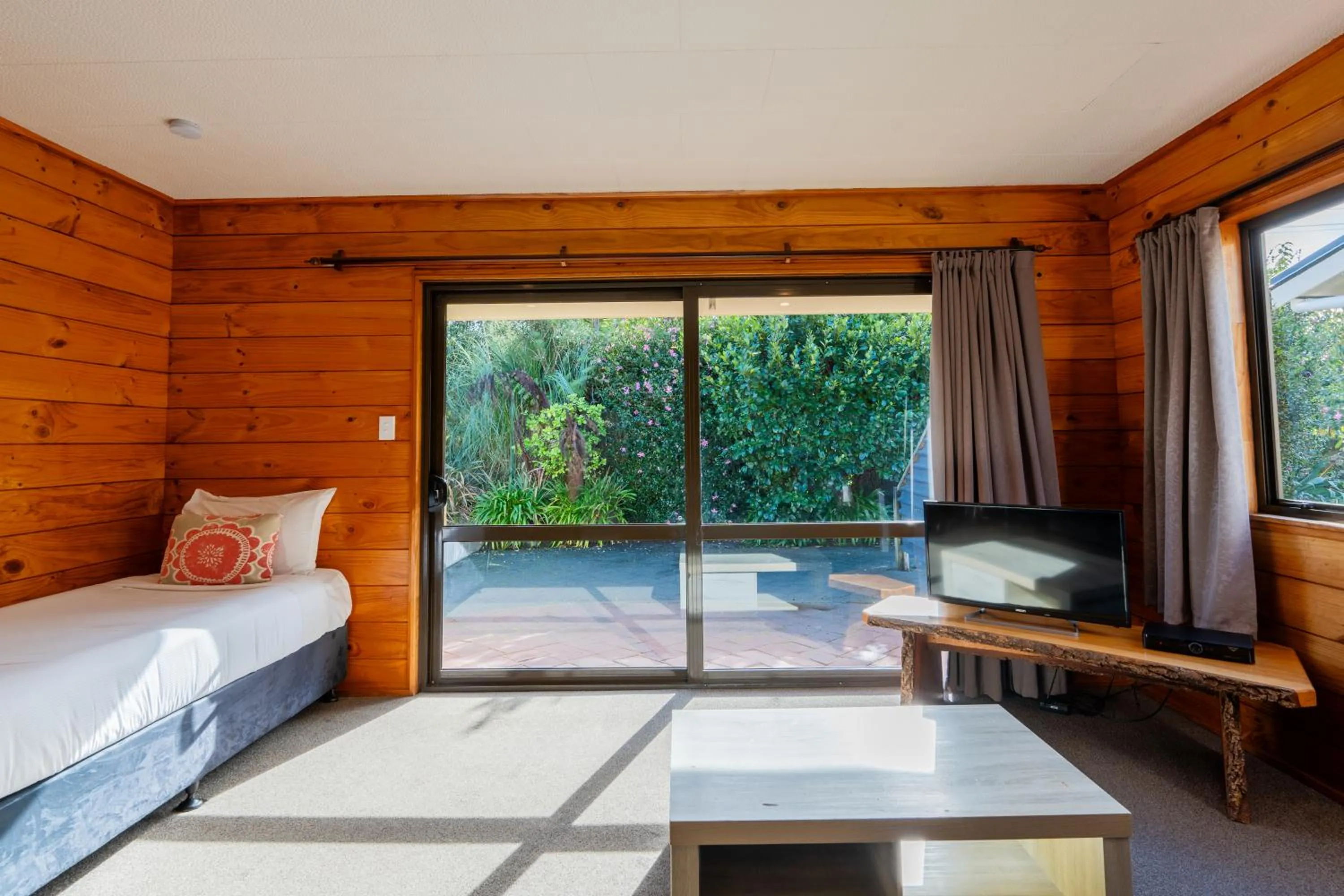 Bed in Tasman Holiday Parks - Coromandel