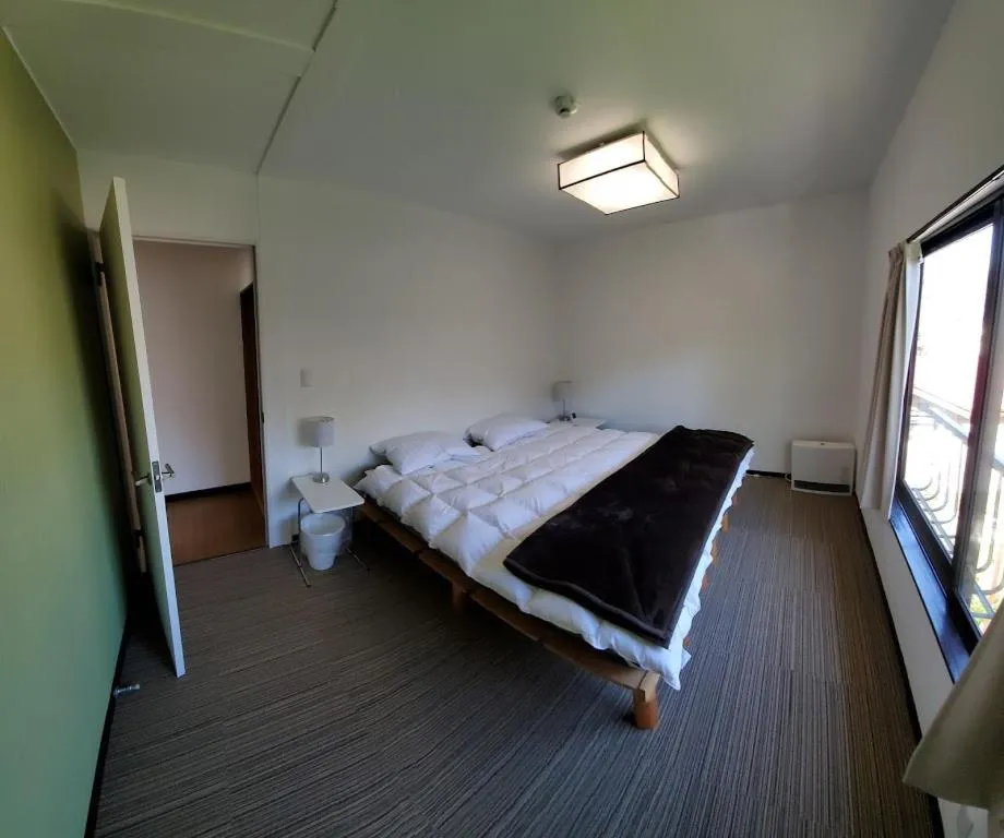 Bed in White Horse Hotel