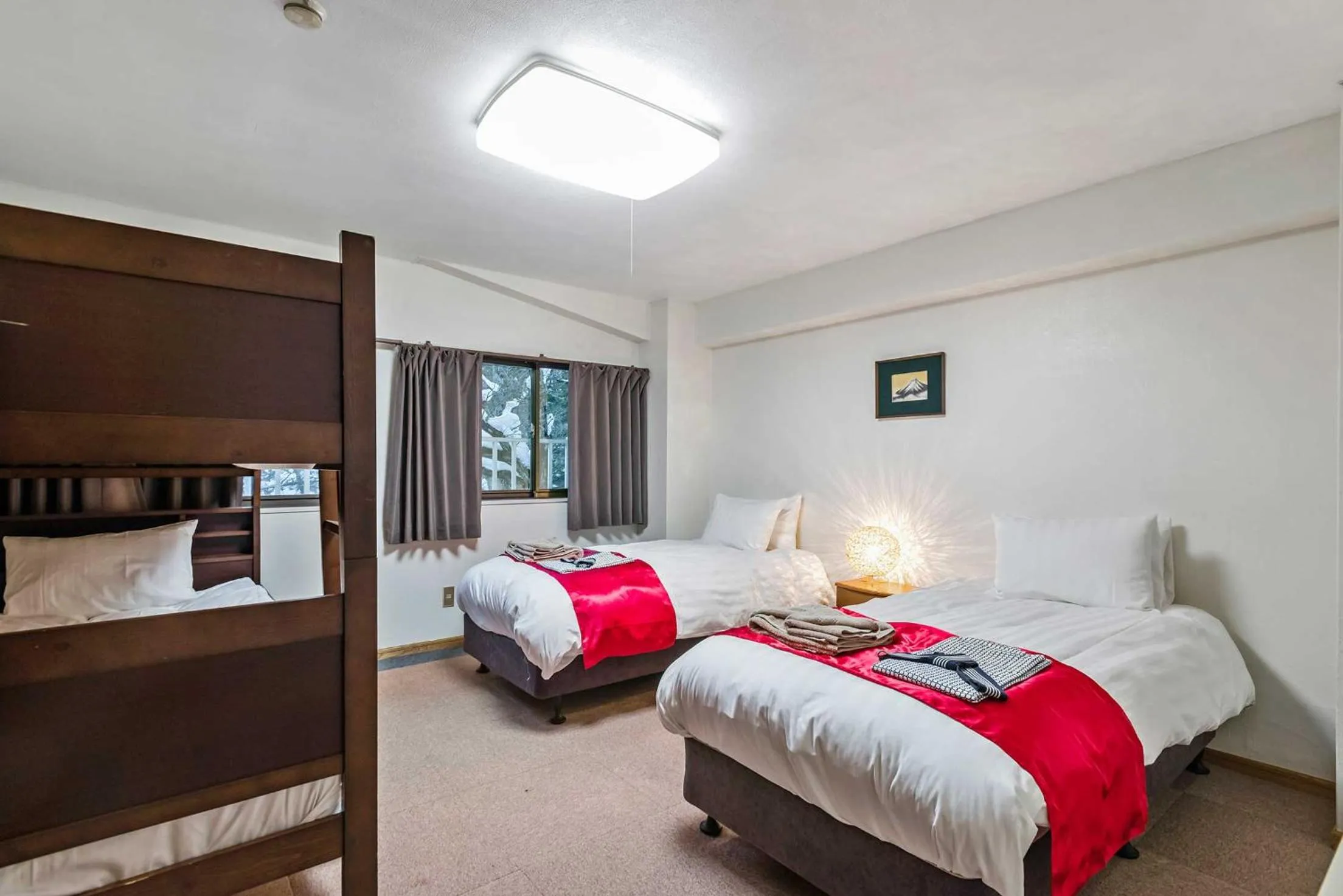 Bed in White Horse Hotel