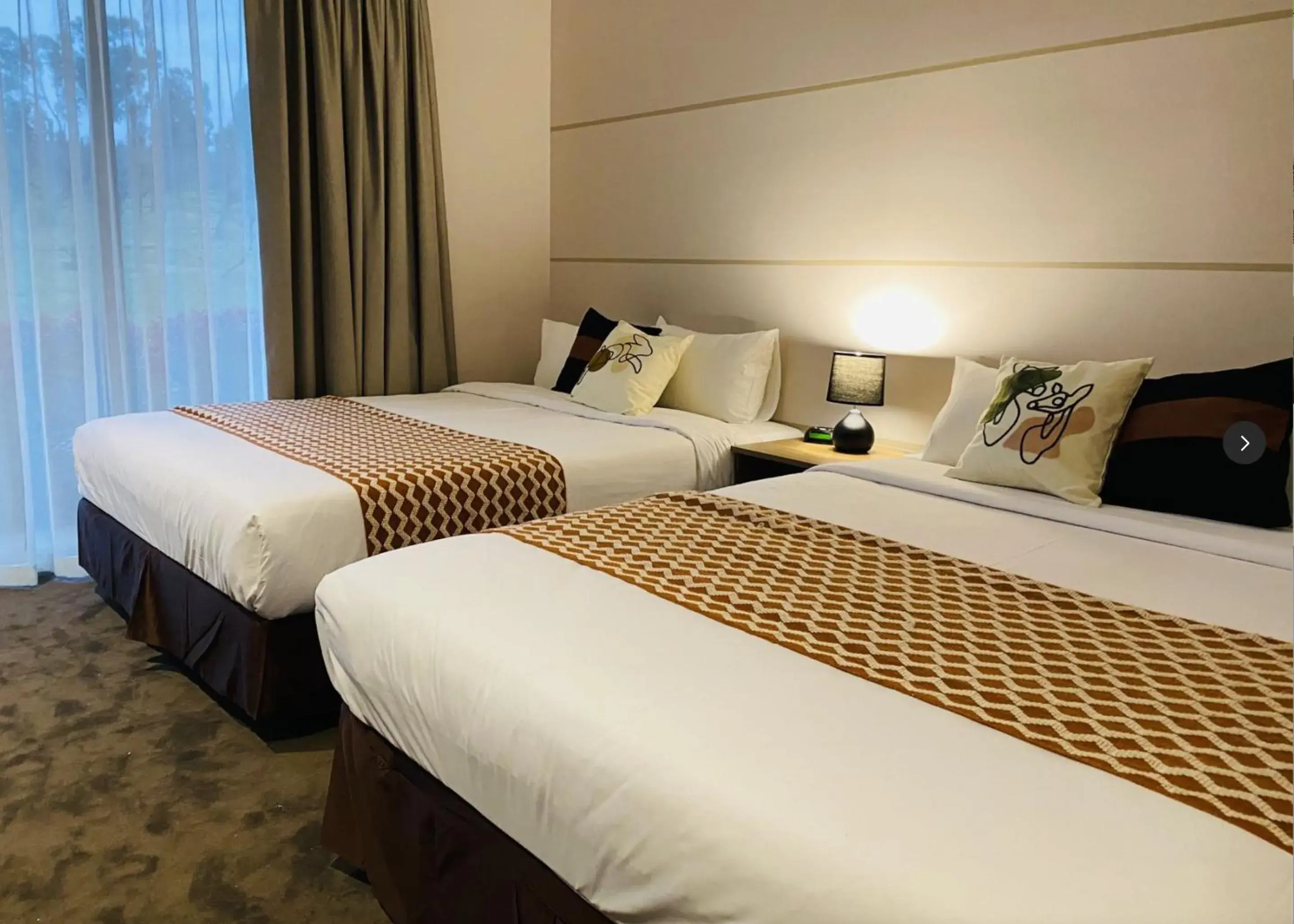 Double Room in De'Vine Escape Double Room in De'Vine Escape