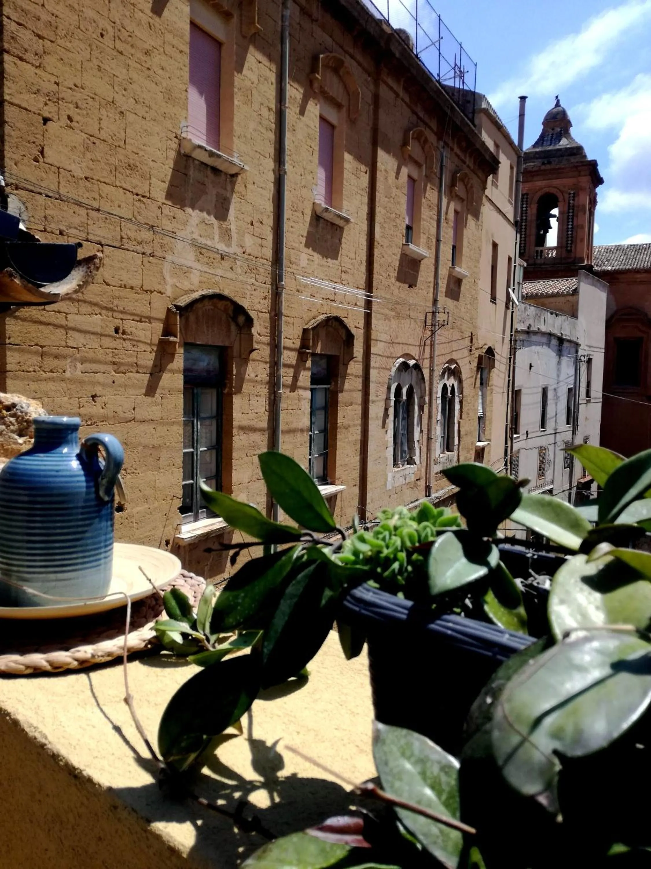 Property building in Aljama - Downtown B&B