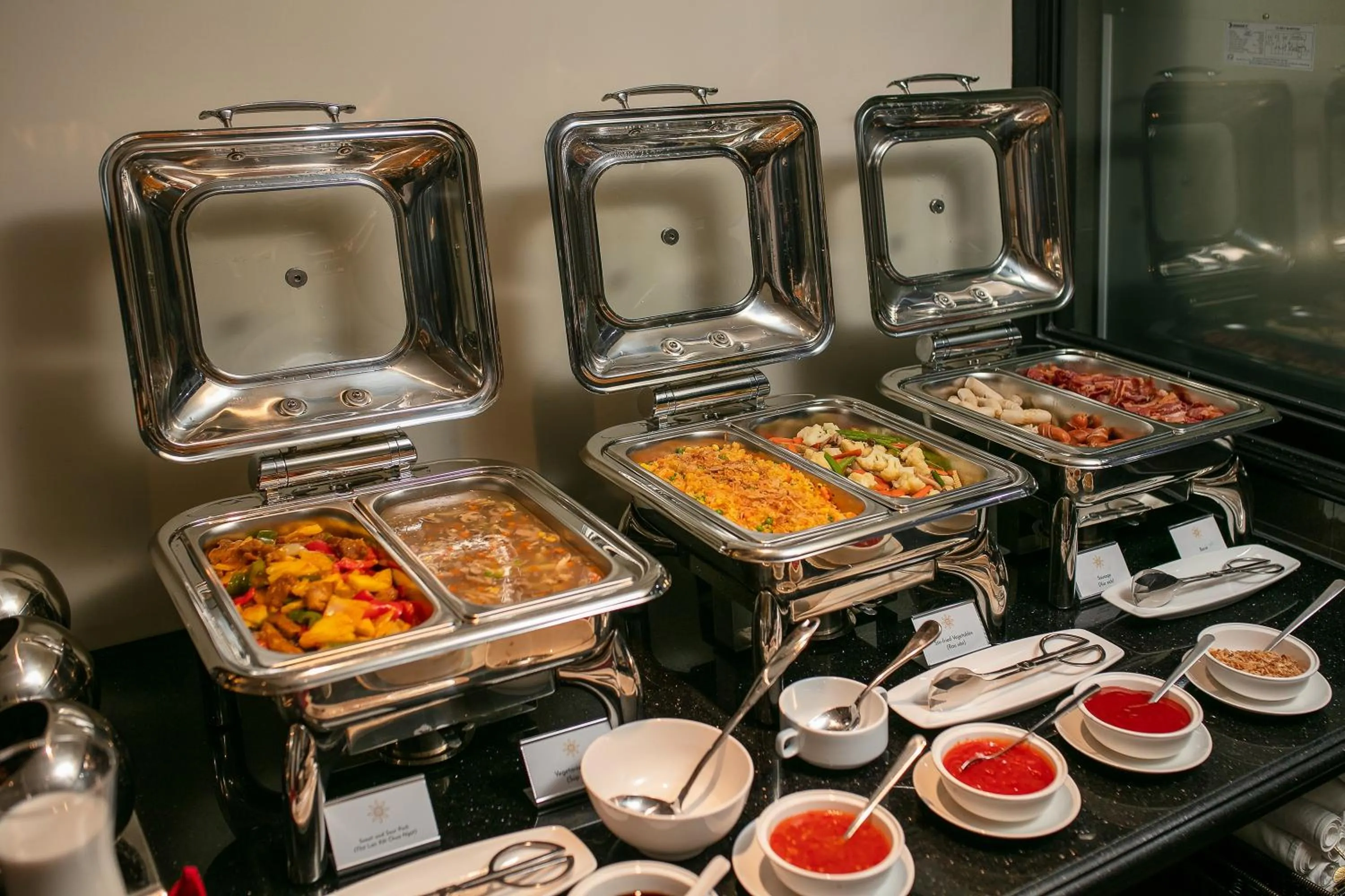 Food in La Mejor Hotel & Sky Bar