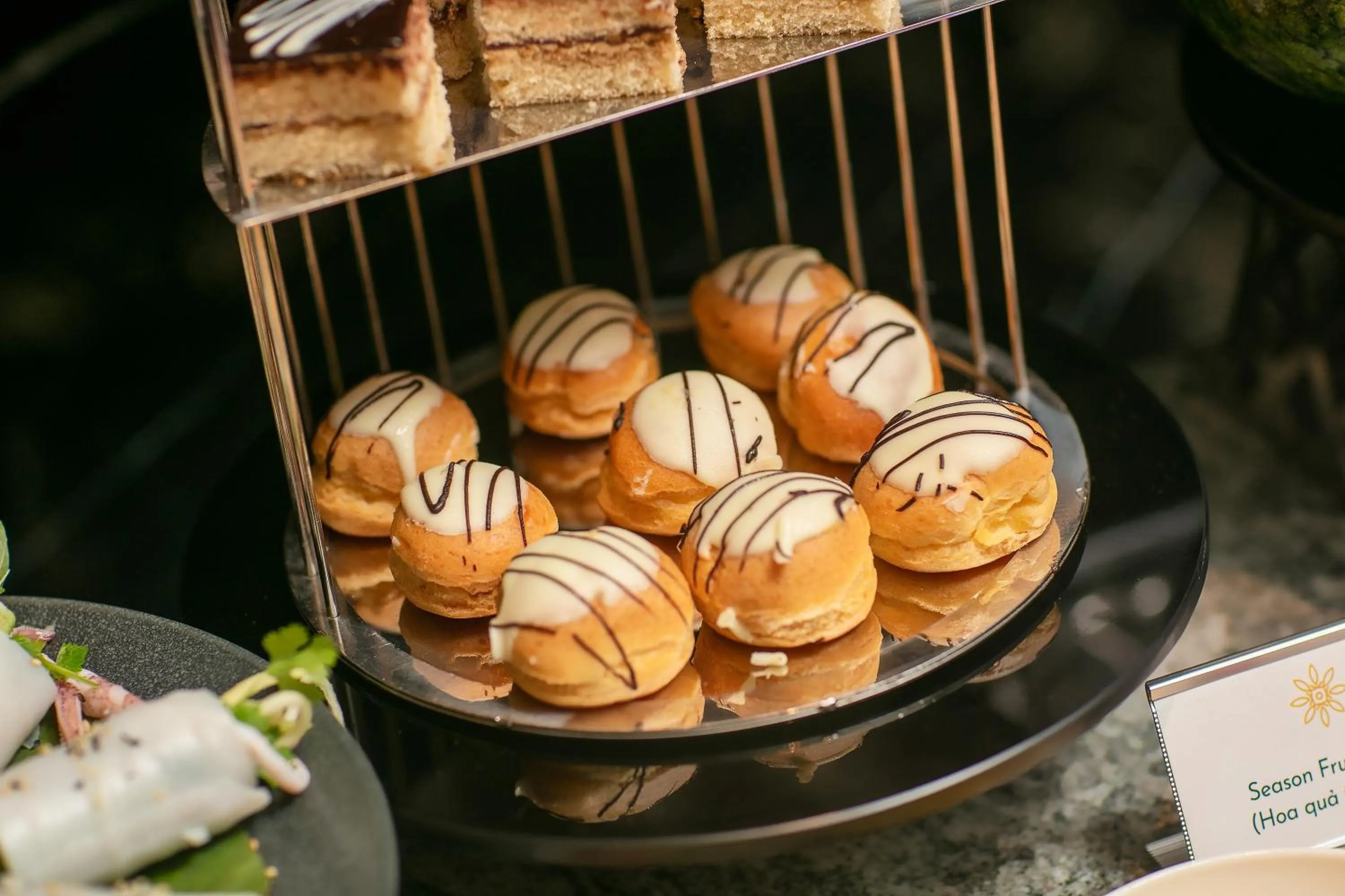 Buffet breakfast in La Mejor Hotel & Sky Bar