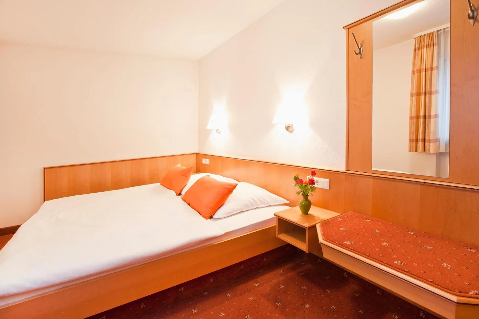 Bed in Hotel Käferstein garni