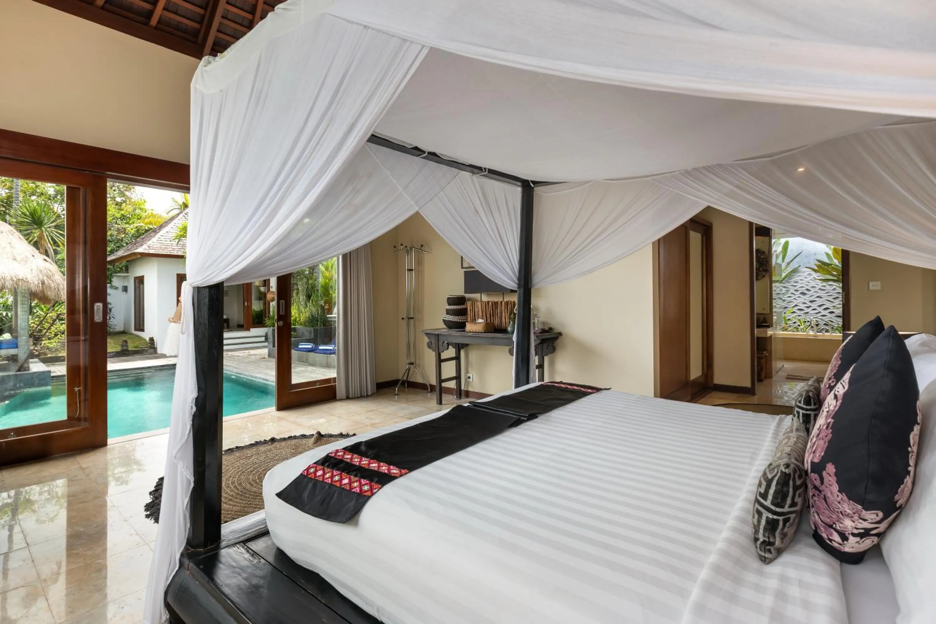 Bed in Jabunami Estate