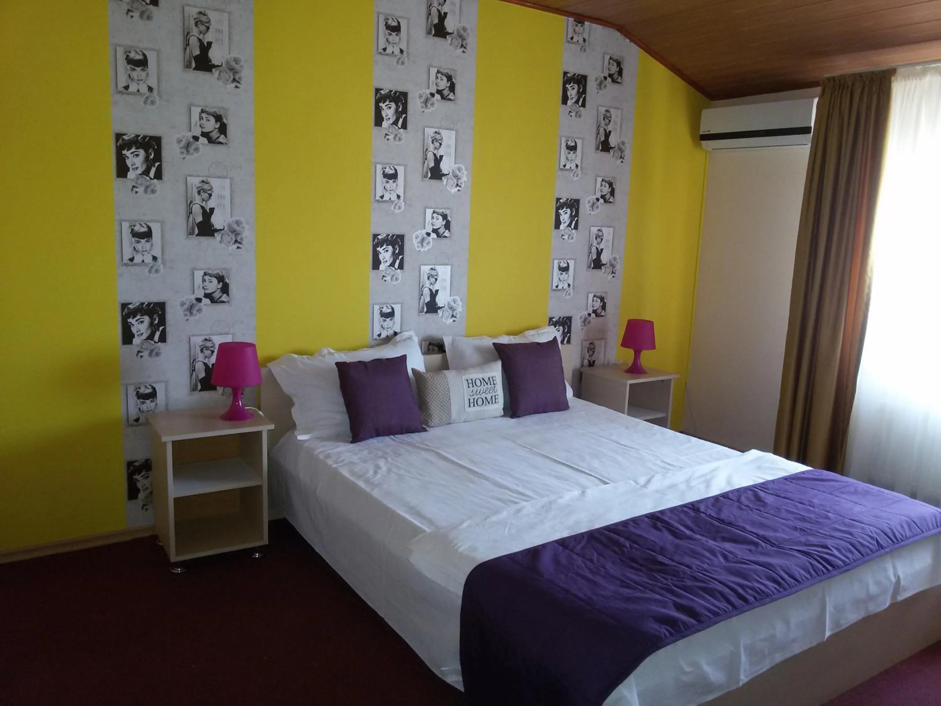 Bed in City Comfort Villa