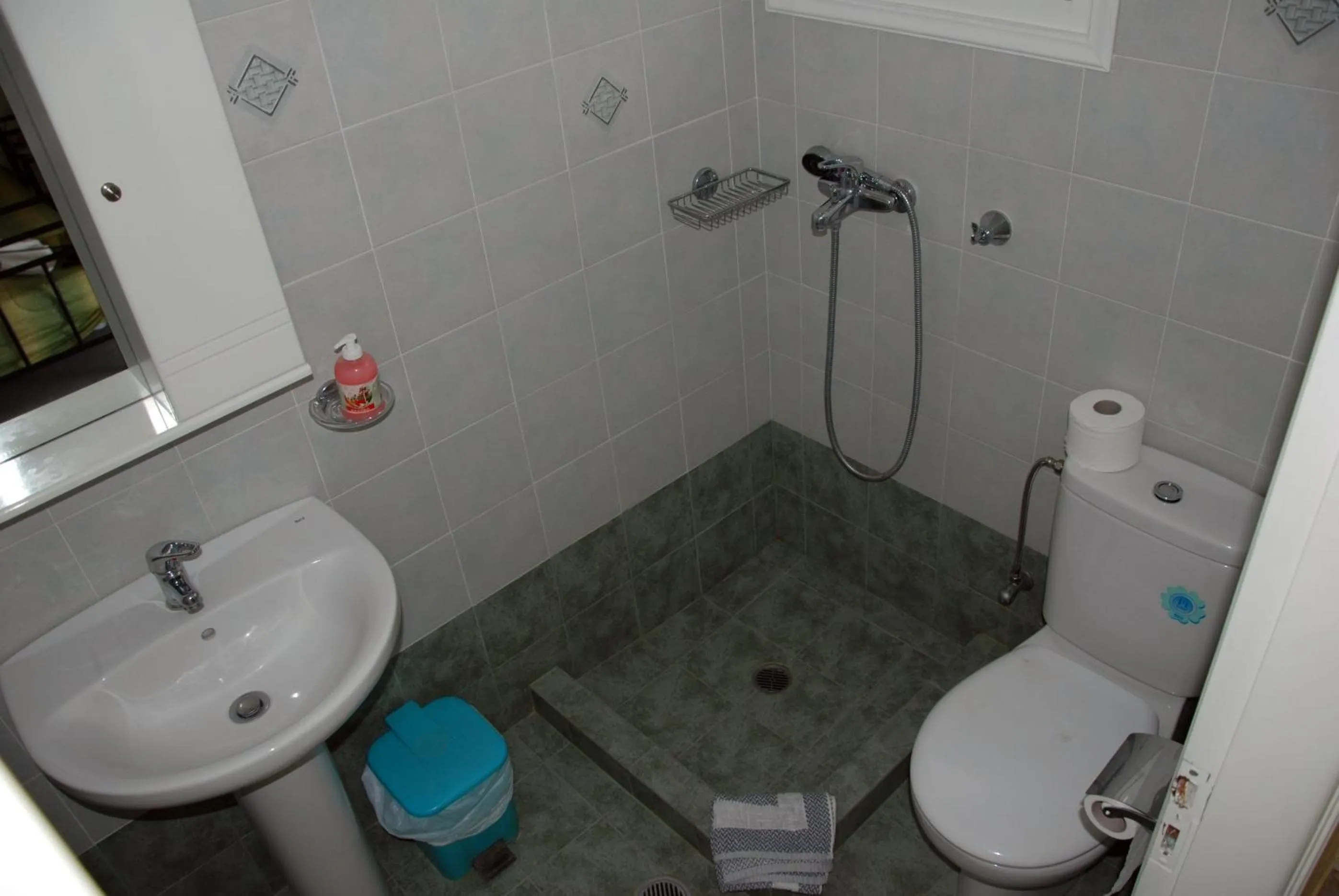 Bathroom in Koulas Pension - Red Lake