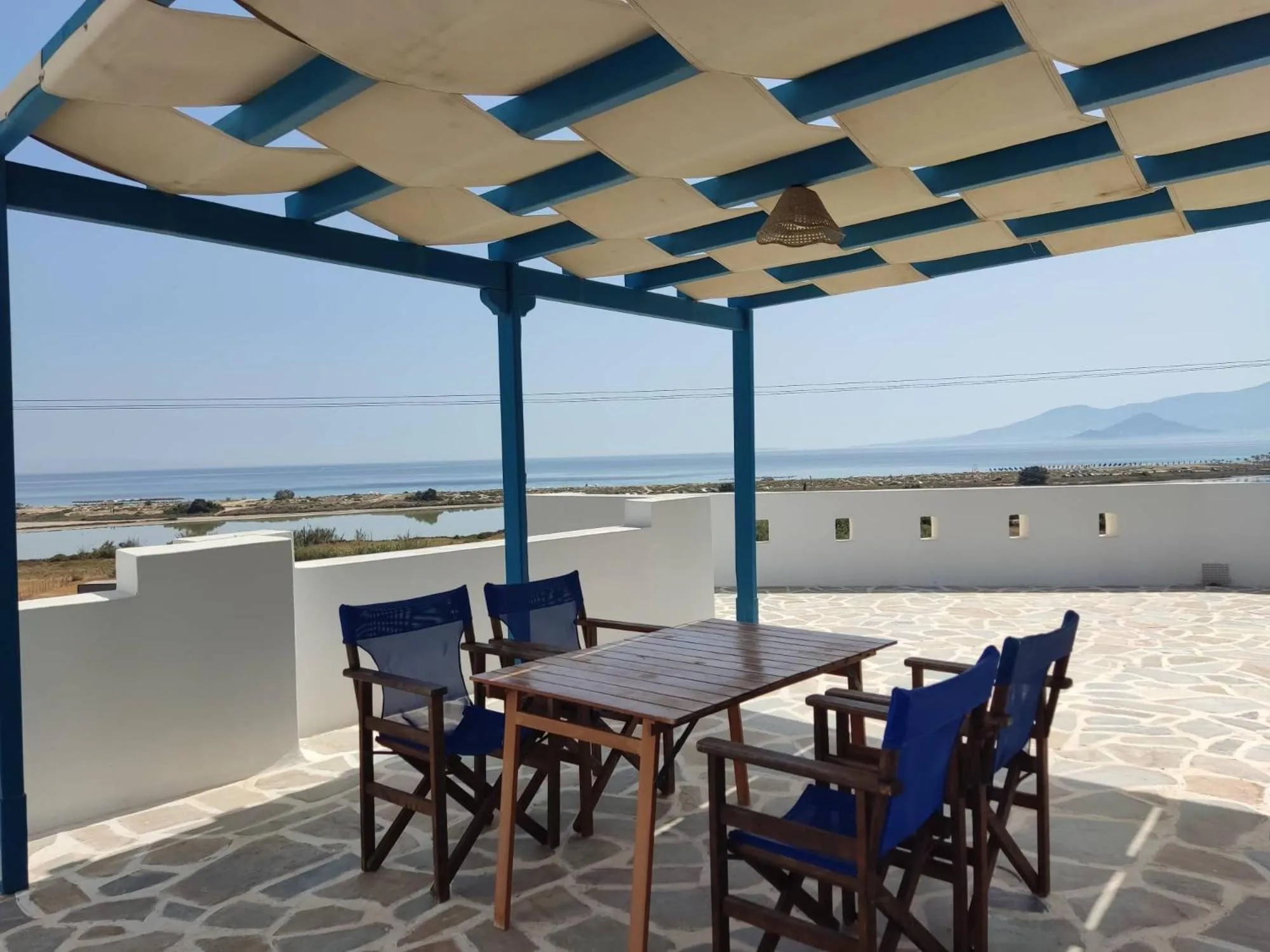 Balcony/Terrace in Koulas Pension - Red Lake