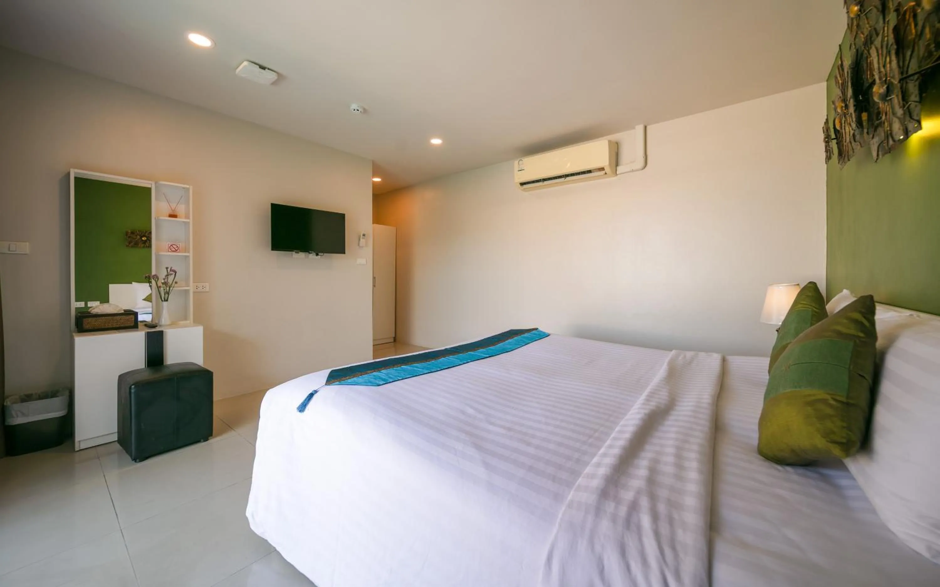 Bed in Gu Hotel Patong