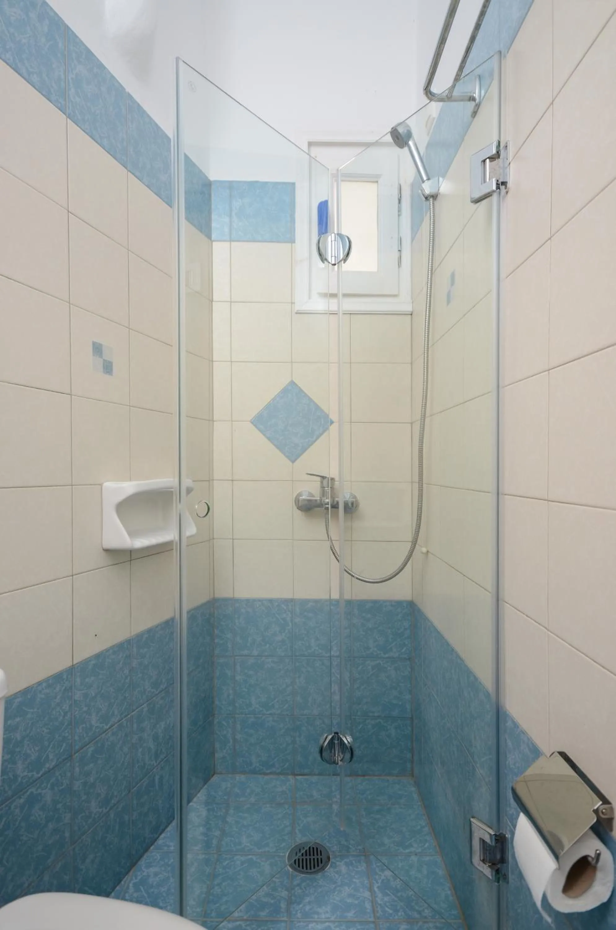 Shower in Hotel Francesca