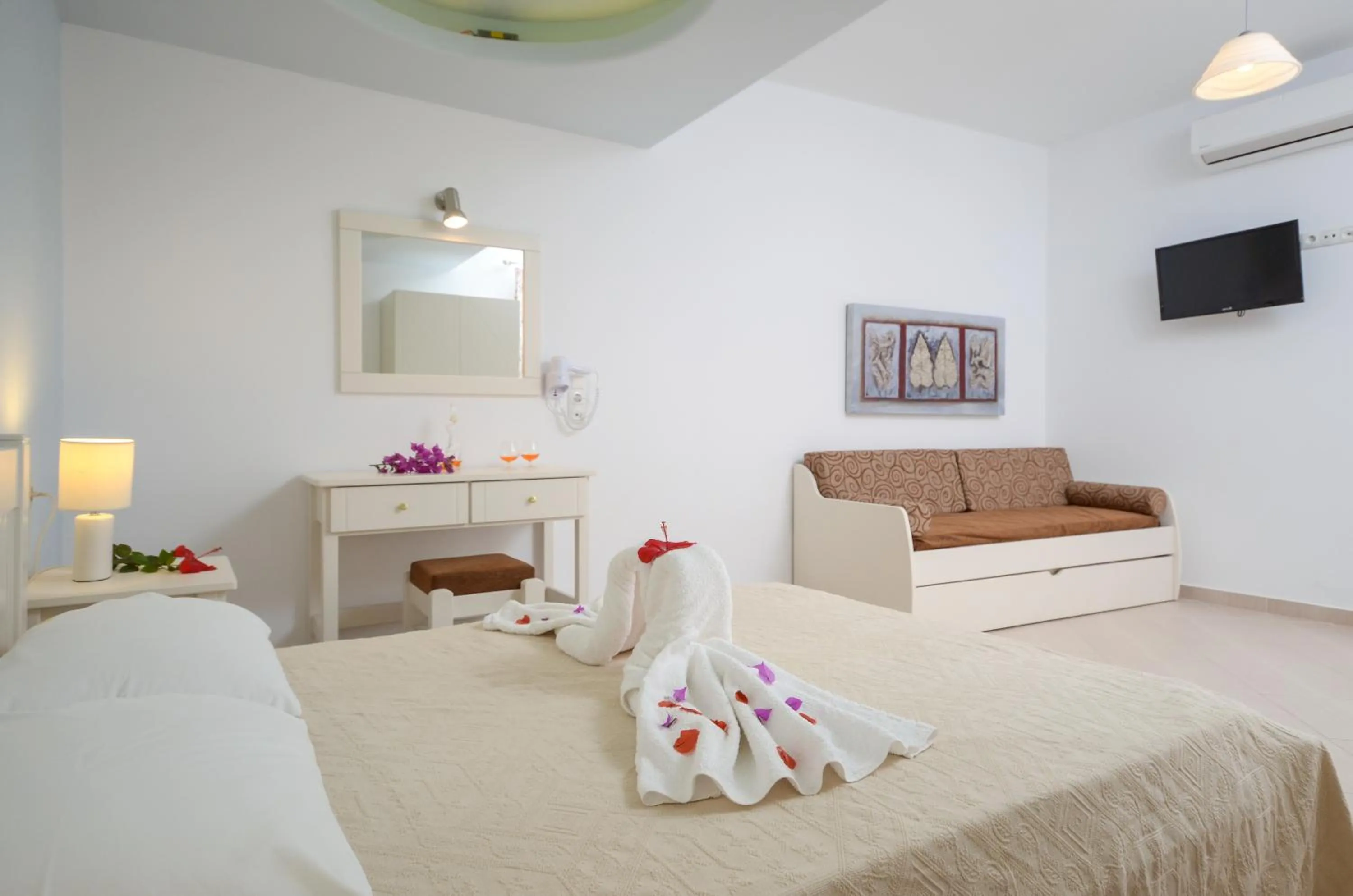 TV and multimedia, Bed in Hotel Francesca