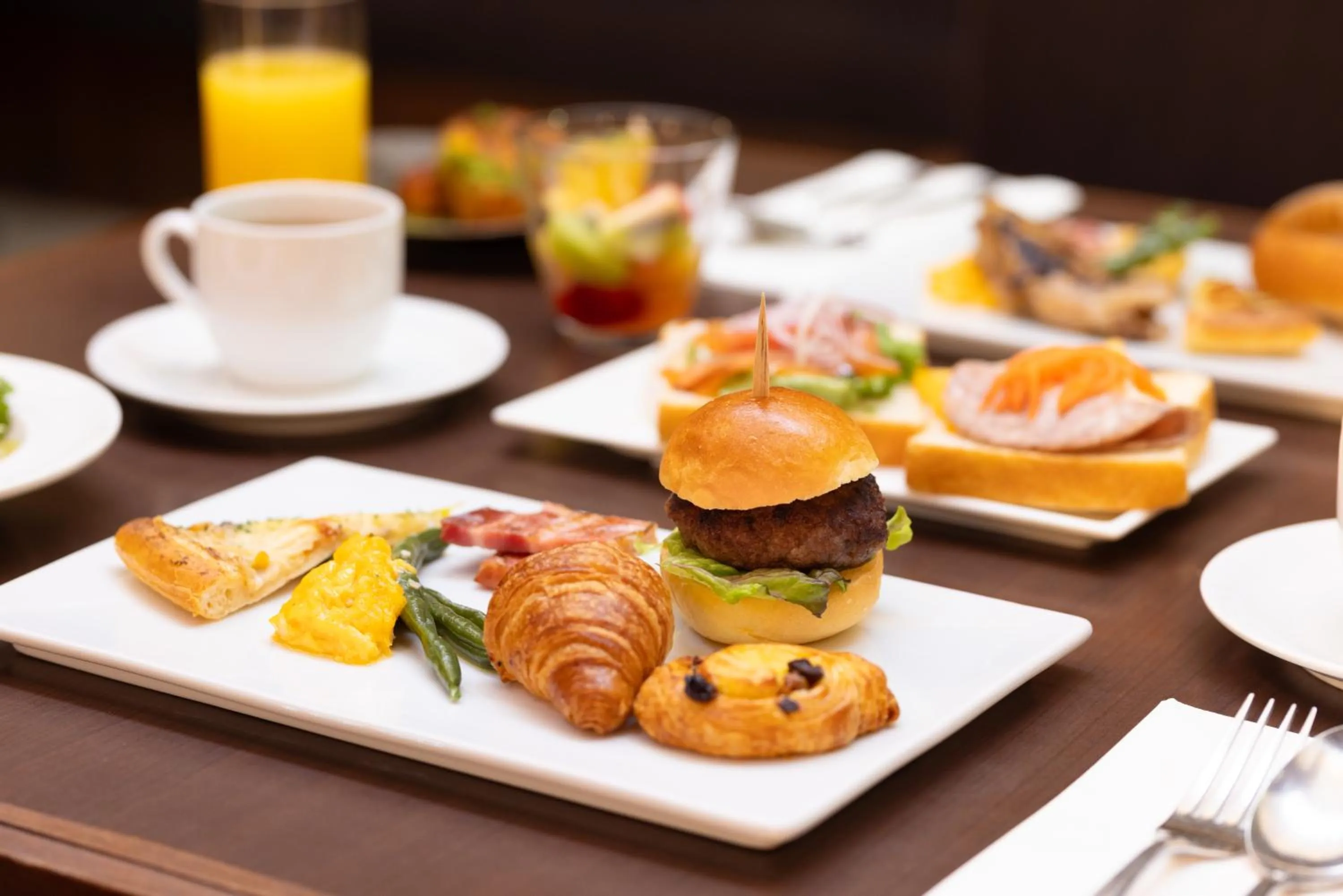 Breakfast in The Royal Park Hotel Kyoto Sanjo