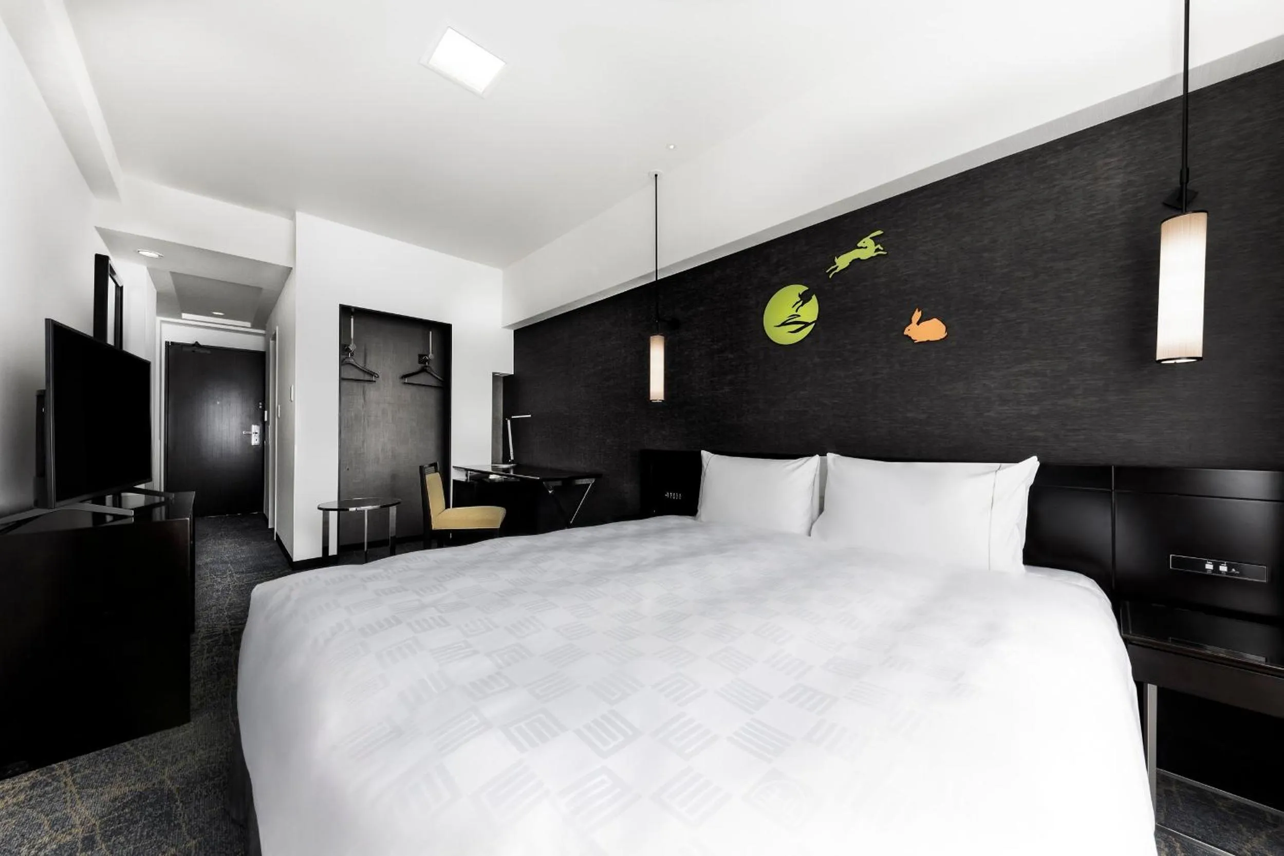 Bed in The Royal Park Hotel Kyoto Sanjo