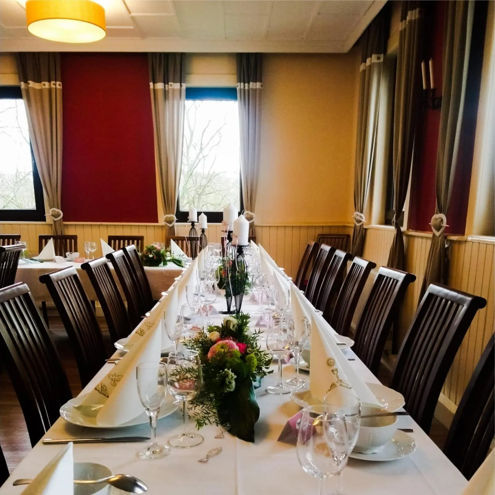 Restaurant/places to eat in Rhodaer Grund