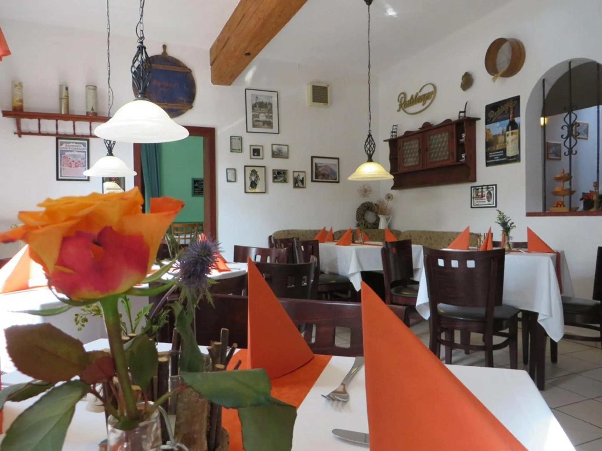 Restaurant/places to eat in Rhodaer Grund